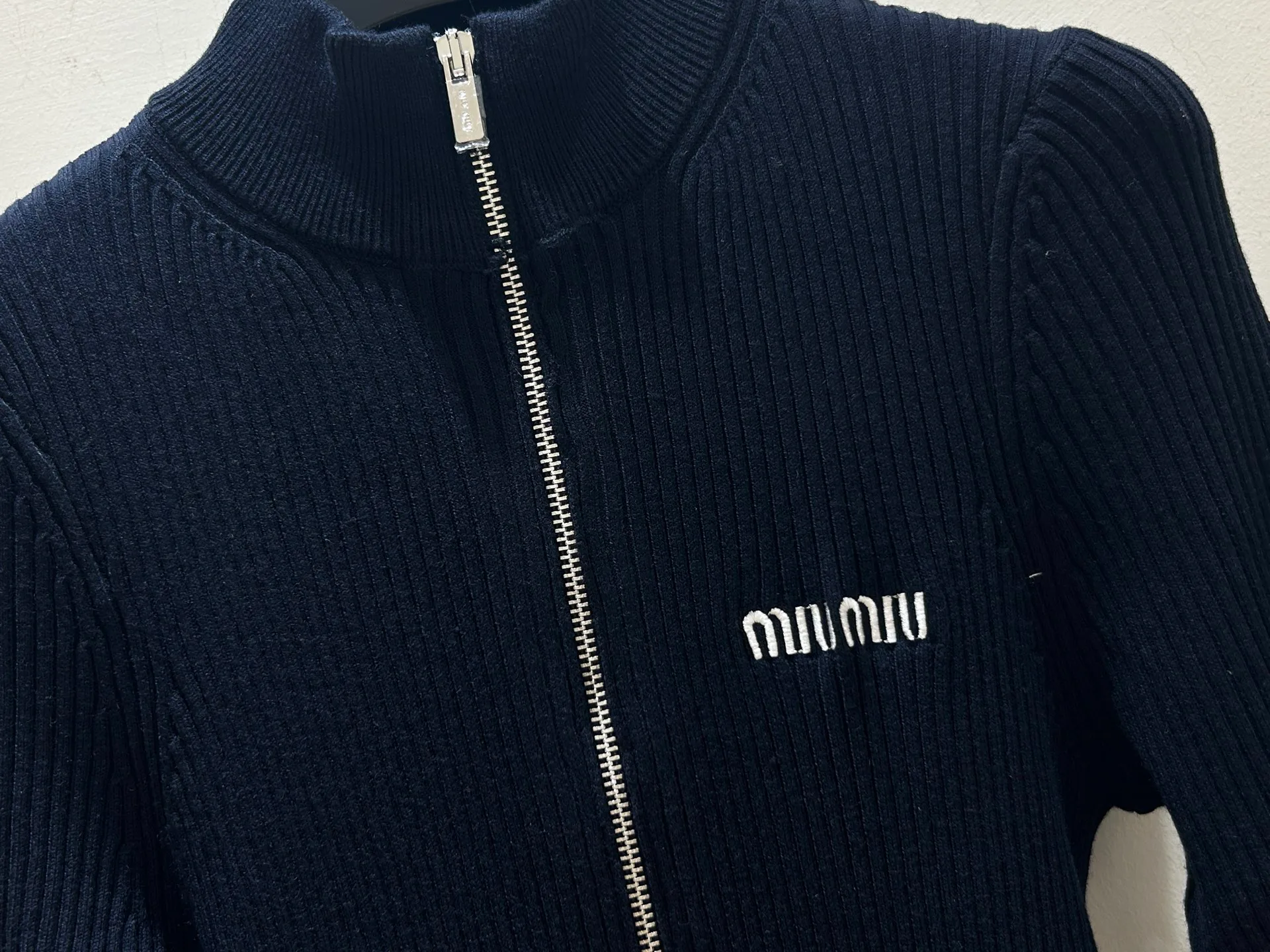 Джемперы И Свитеры Женские Miu Miu 17932099