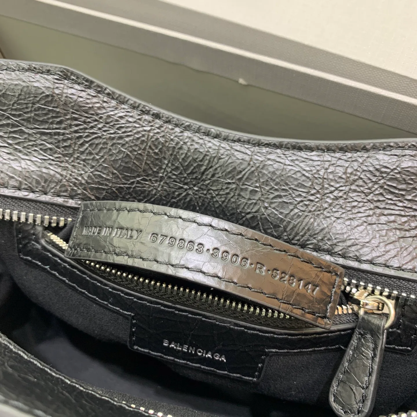 Сумки На Ремне Женские Balenciaga 892889