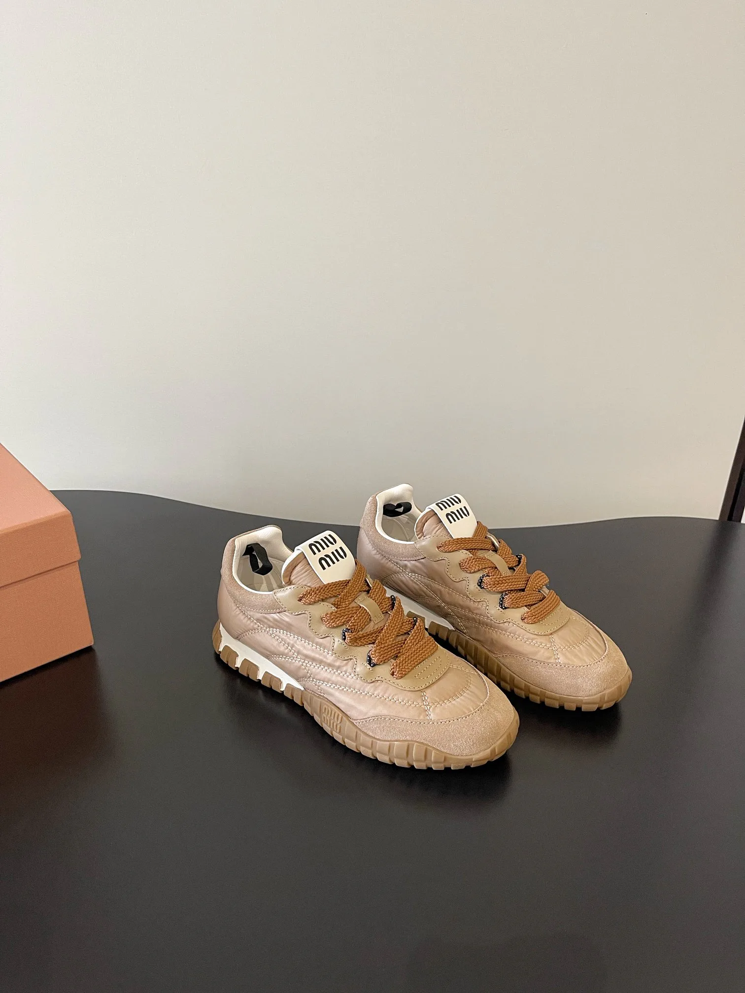 Кроссовки Женские Miu Miu 1462704