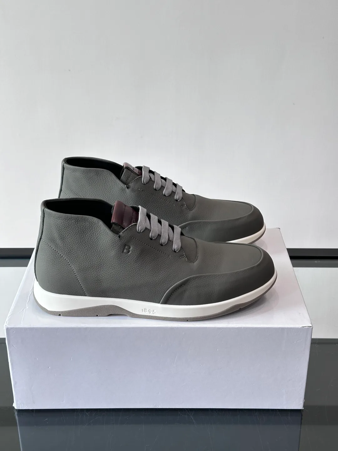 Кроссовки Мужские Berluti 674517