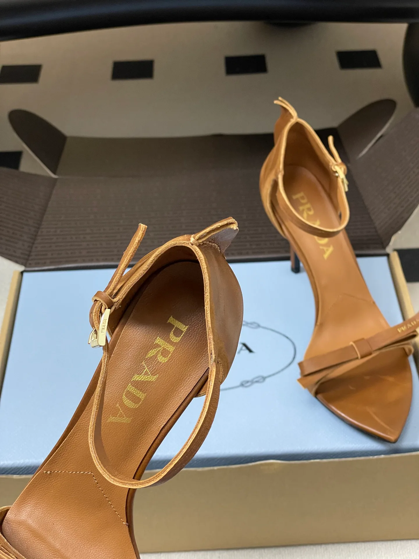 Босоножки Женские Prada 1876929