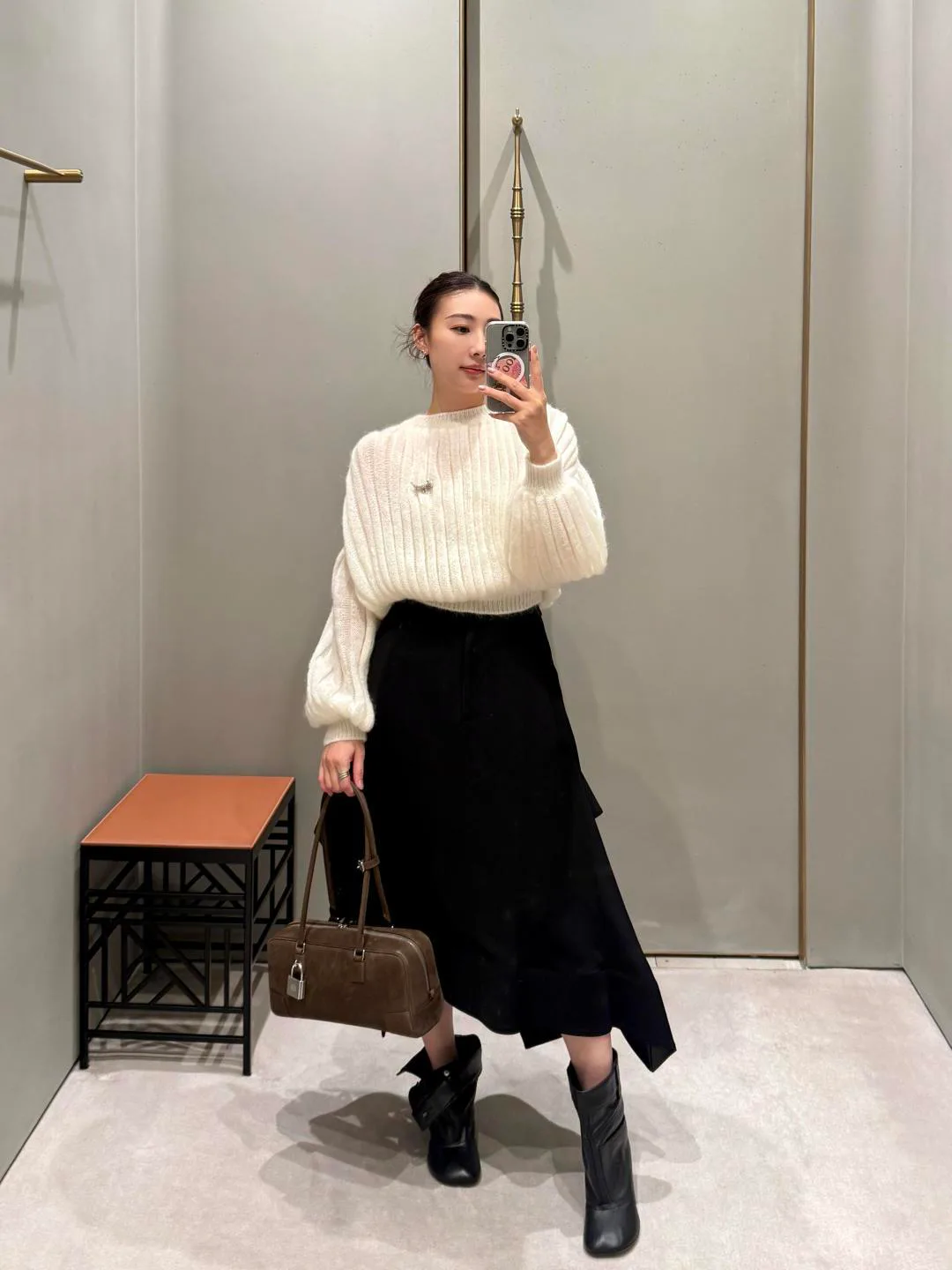 Классические Сумки Женские Loewe 11513622