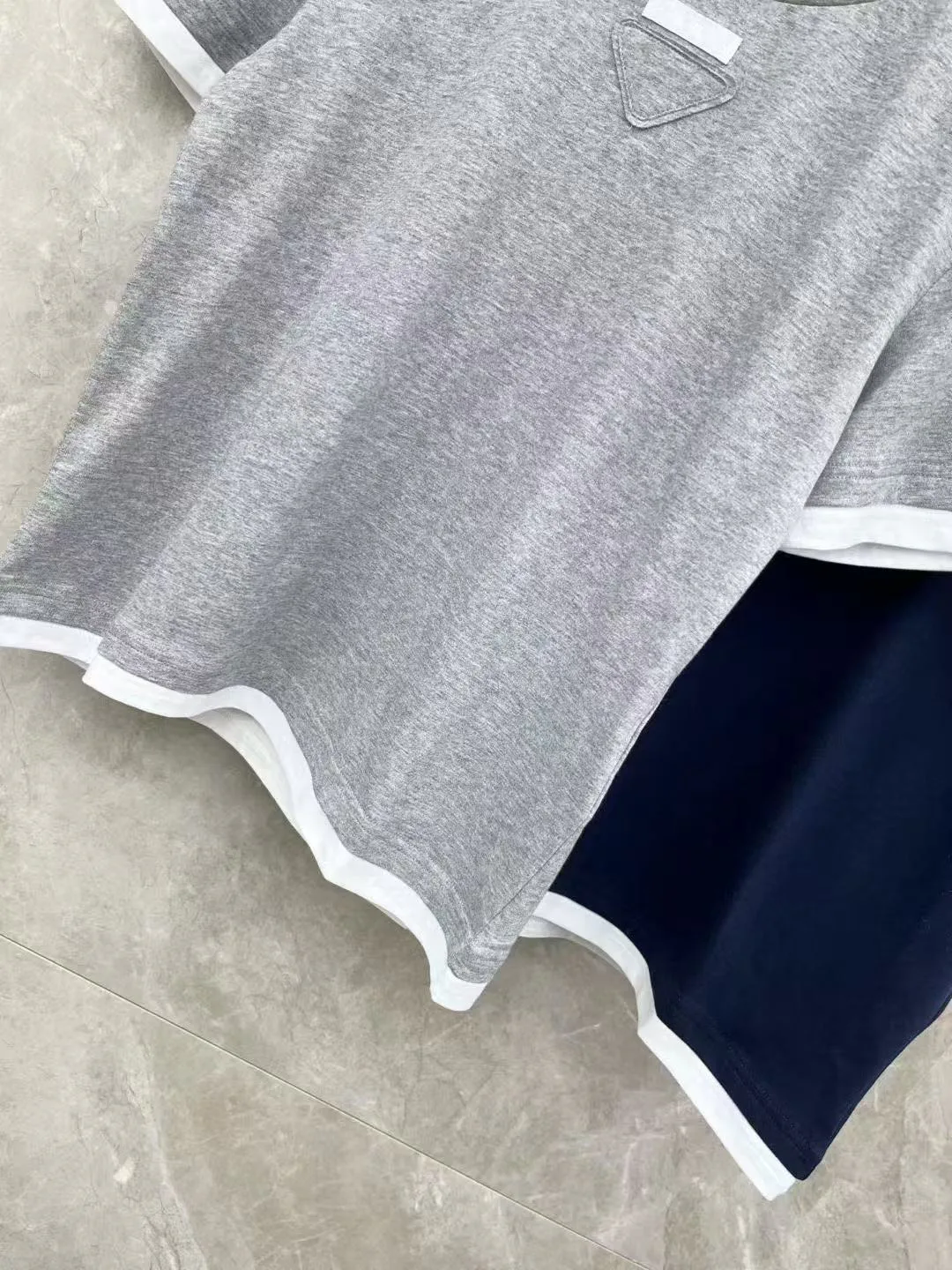 Футболки Женские Prada 791994