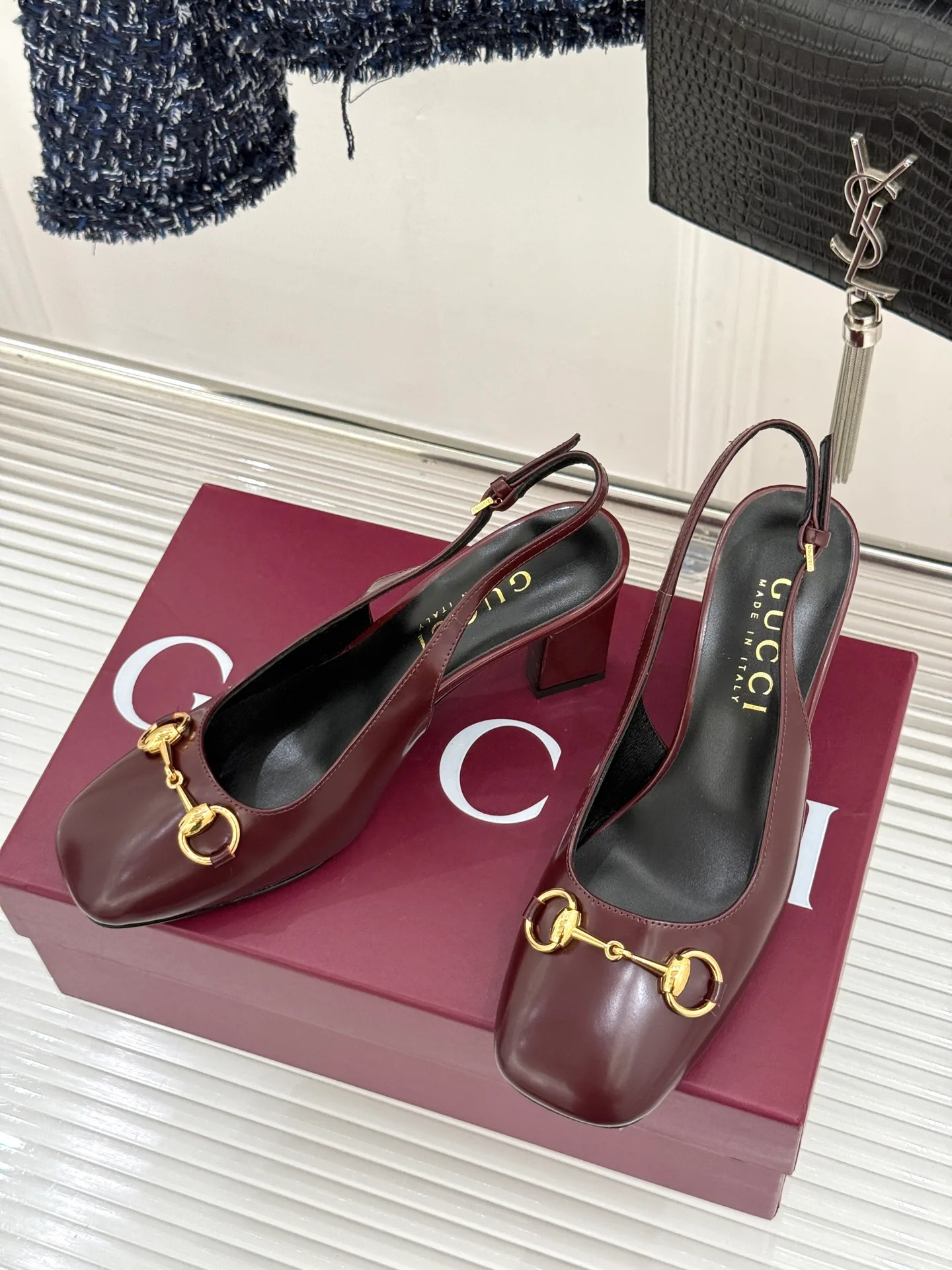 Босоножки Женские Gucci 11733675