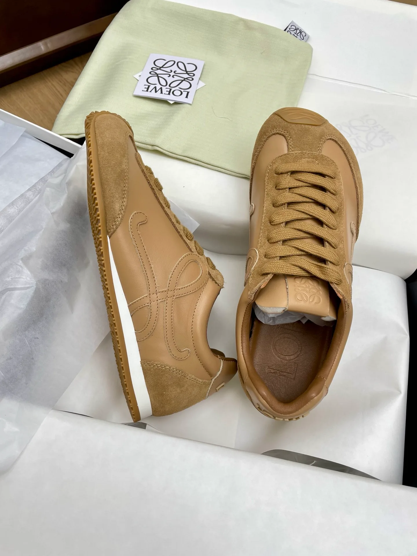 Кроссовки Женские Loewe 15418