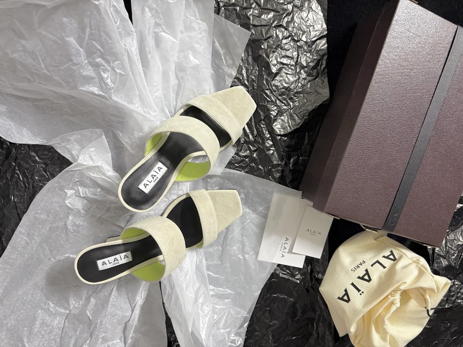 Босоножки Женские Alaia 9476153