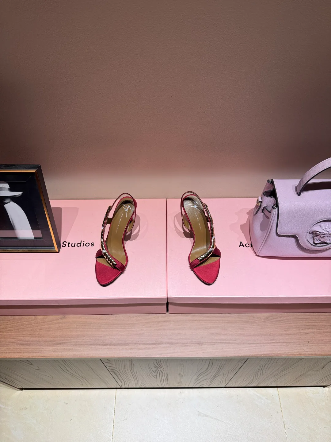 Босоножки Женские Giuseppe Zanotti 11268848
