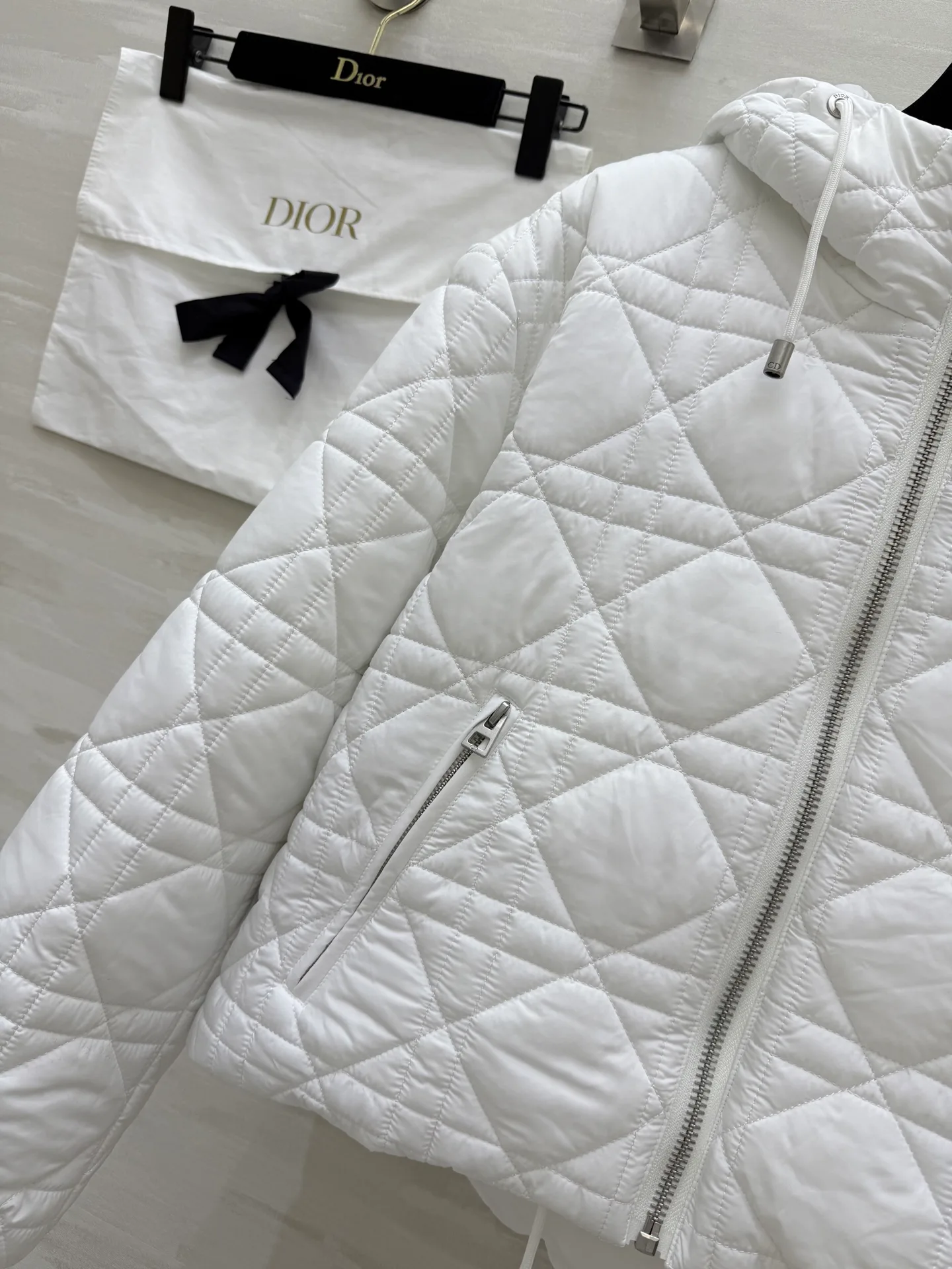 Куртки И Пуховики Женские Christian Dior 2598164