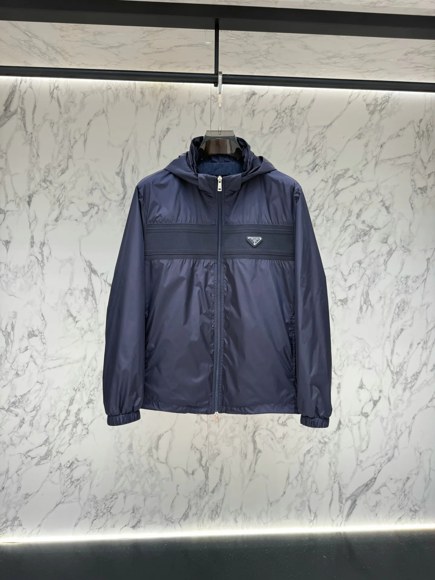 Куртки И Пуховики Женские Prada 18178422