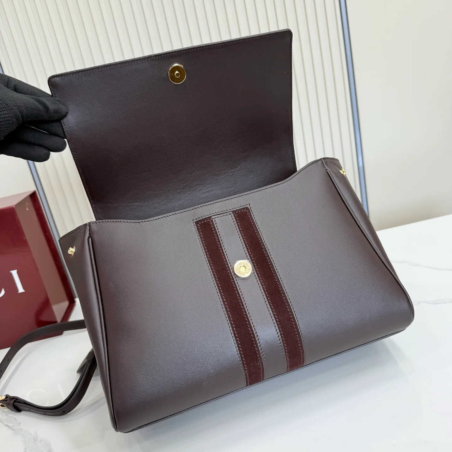 Классические Сумки Женские Gucci 18156485