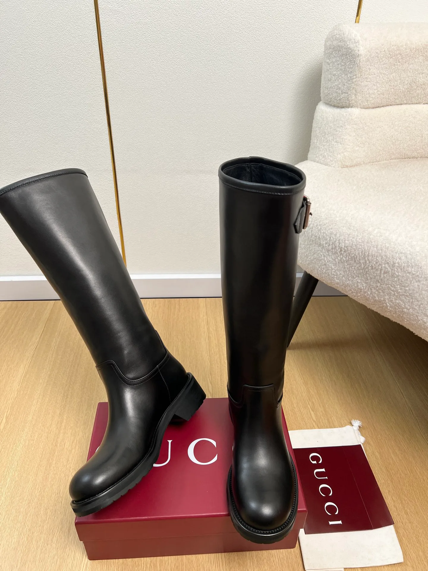 Сапоги Женские Gucci 18152927