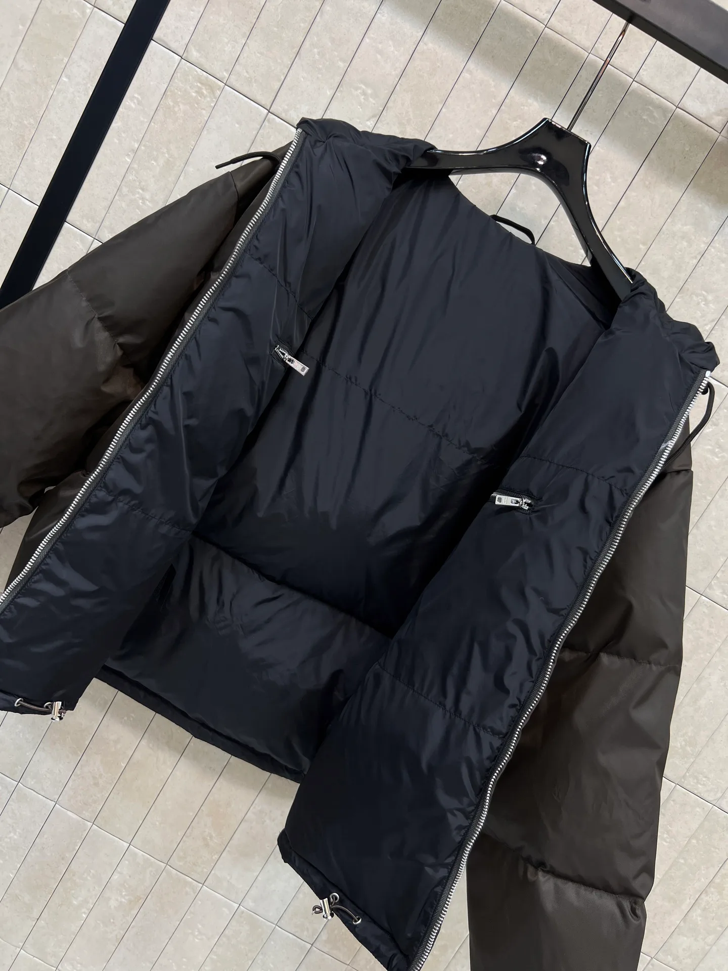 Куртки И Пуховики Женские Prada 18885501