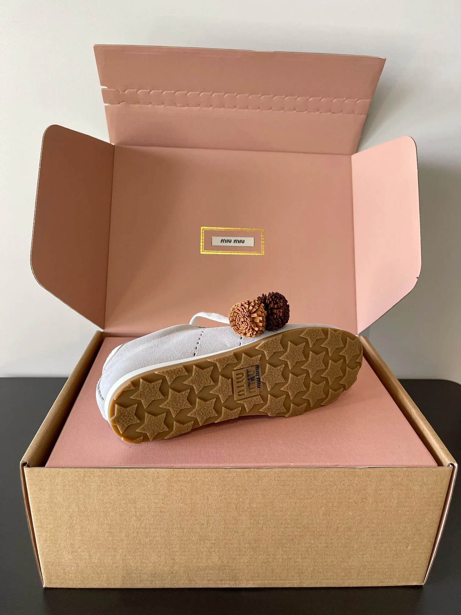 Кроссовки Женские Miu Miu 18703411