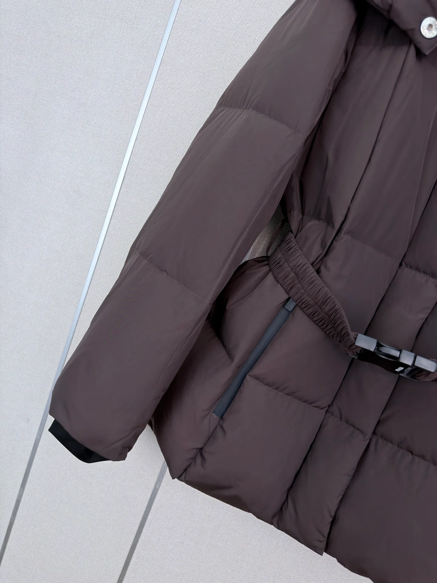 Куртки И Пуховики Женские Prada 18407966