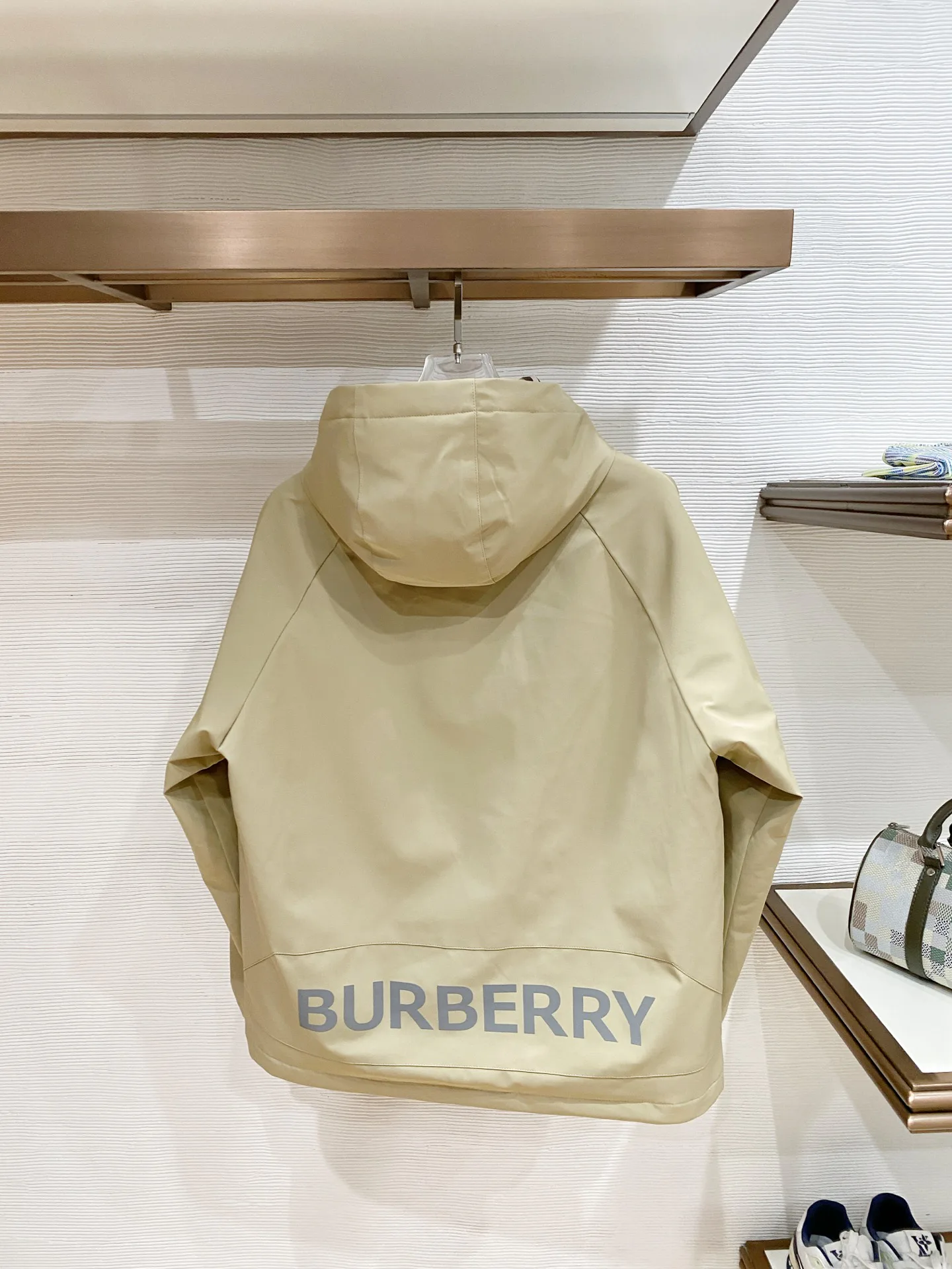 Куртки И Пуховики Мужские Burberry 17941268
