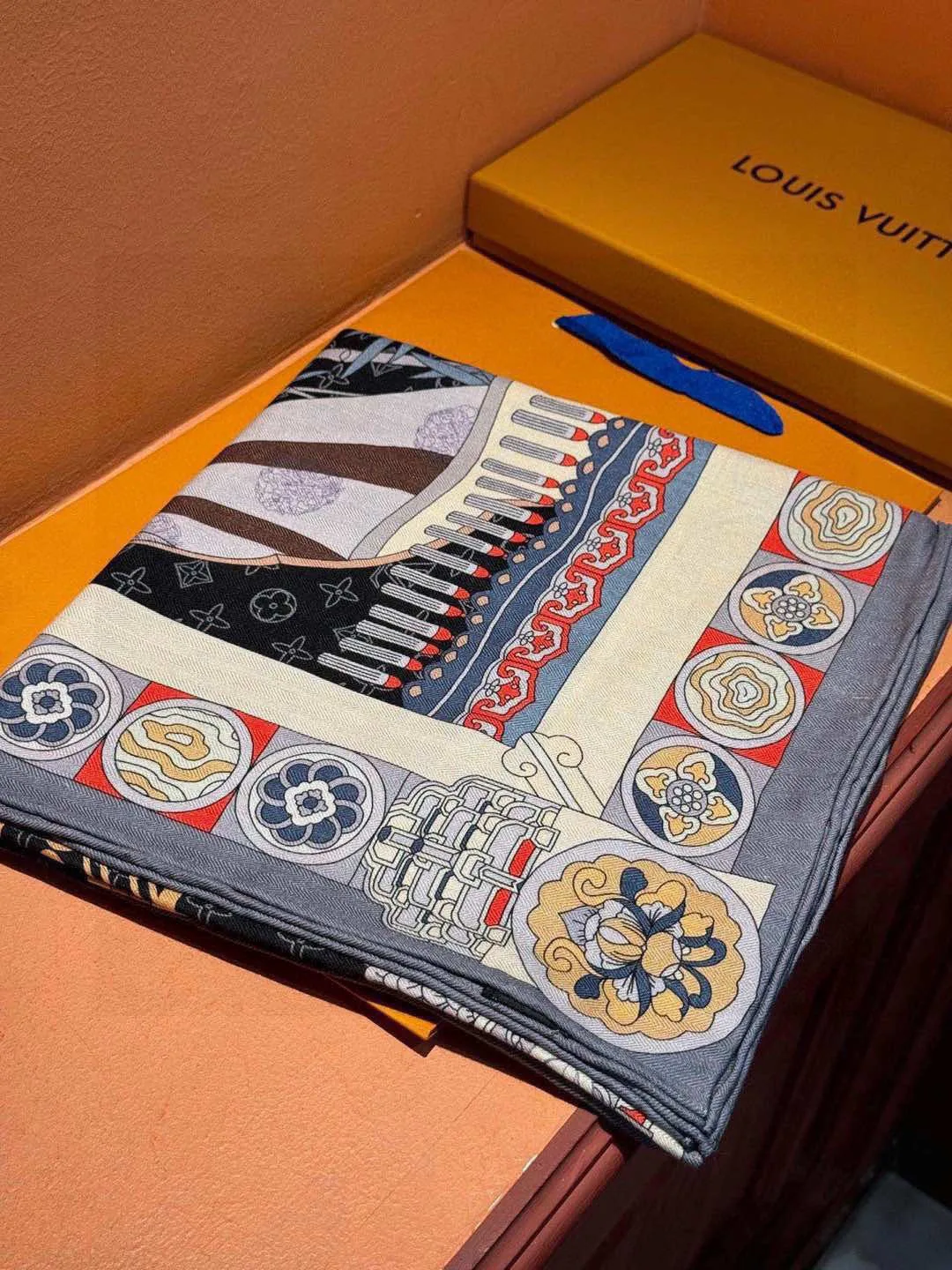 Платки Louis Vuitton 463809