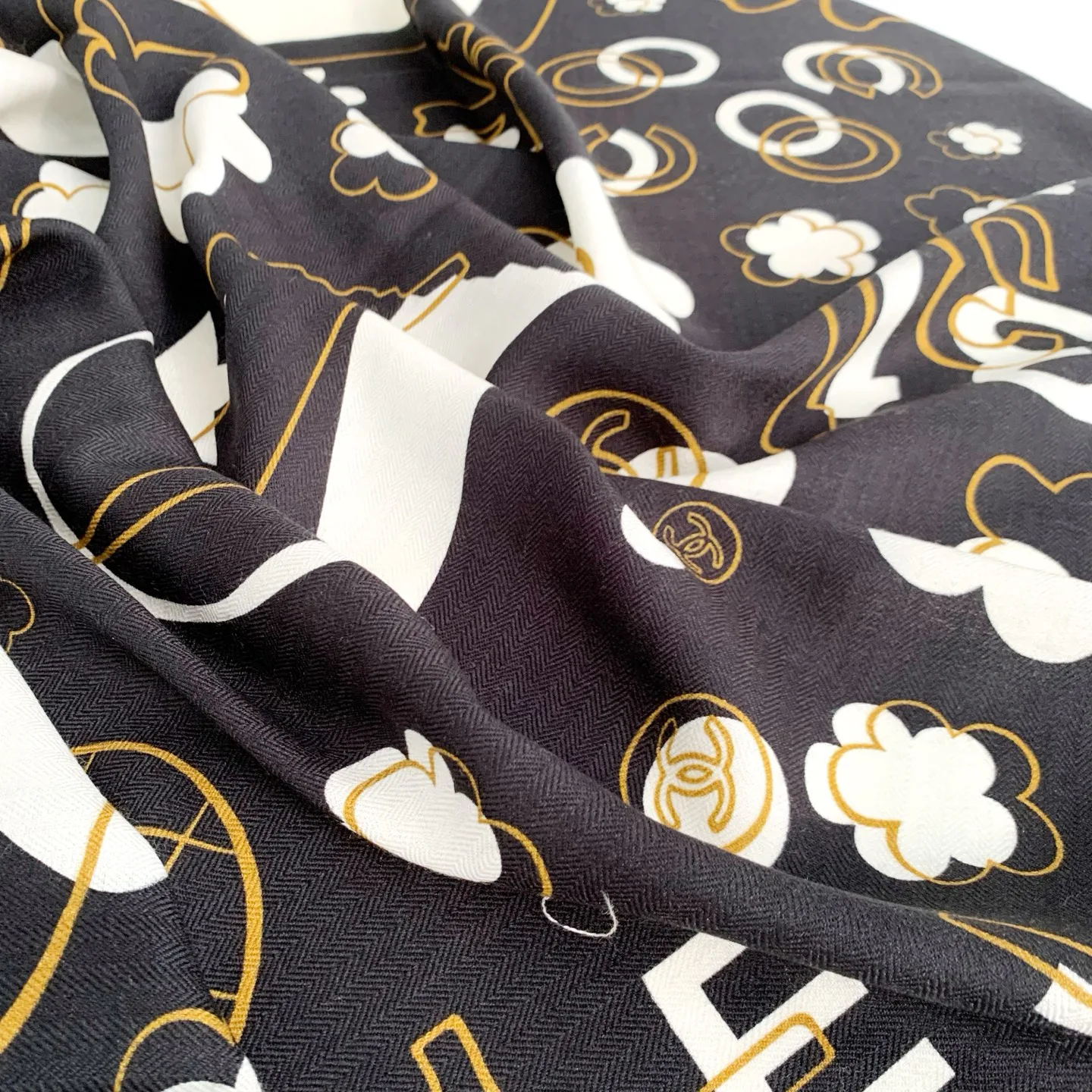 Шарфы Chanel 110403