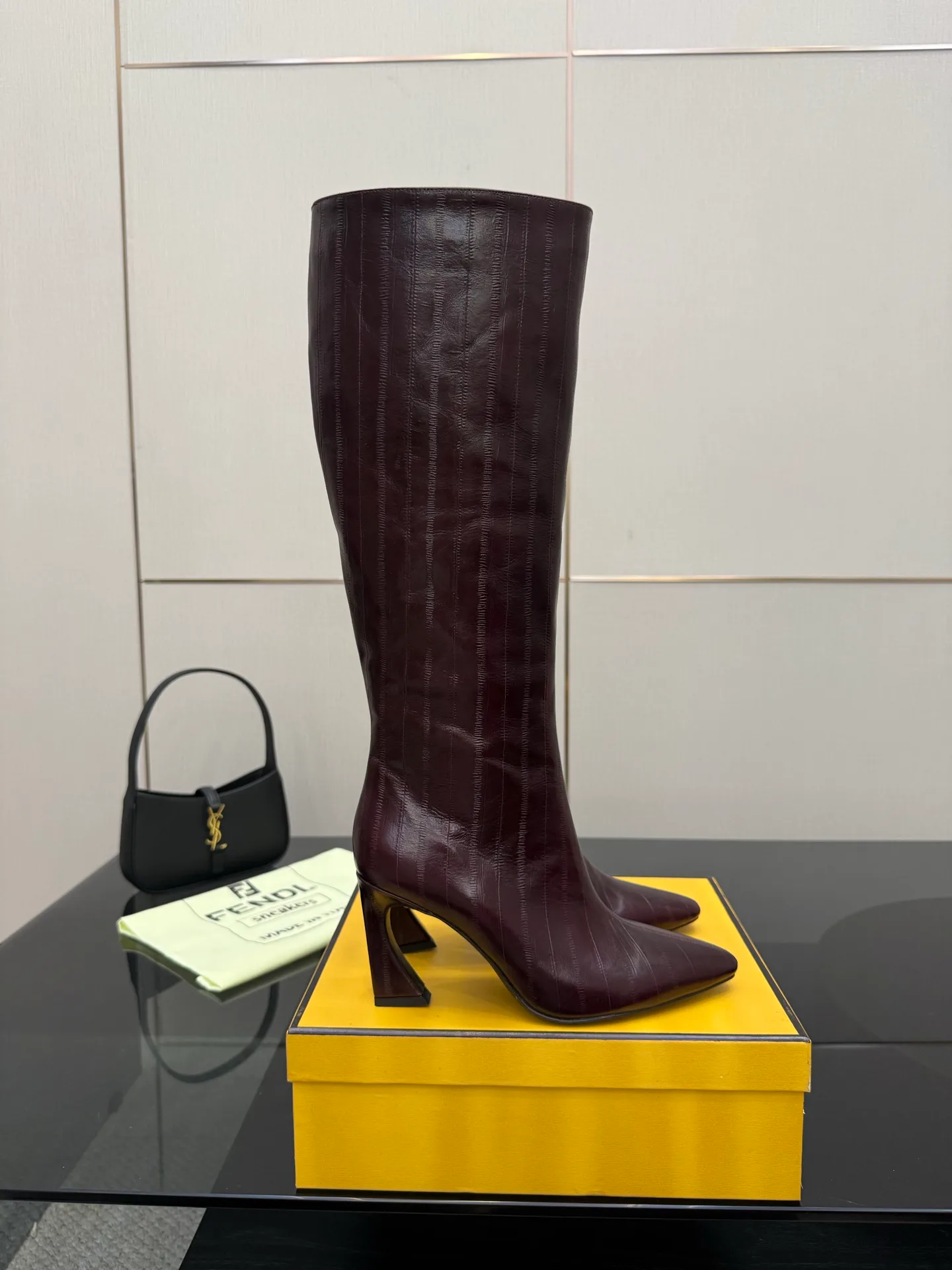 Сапоги Женские Fendi 116604