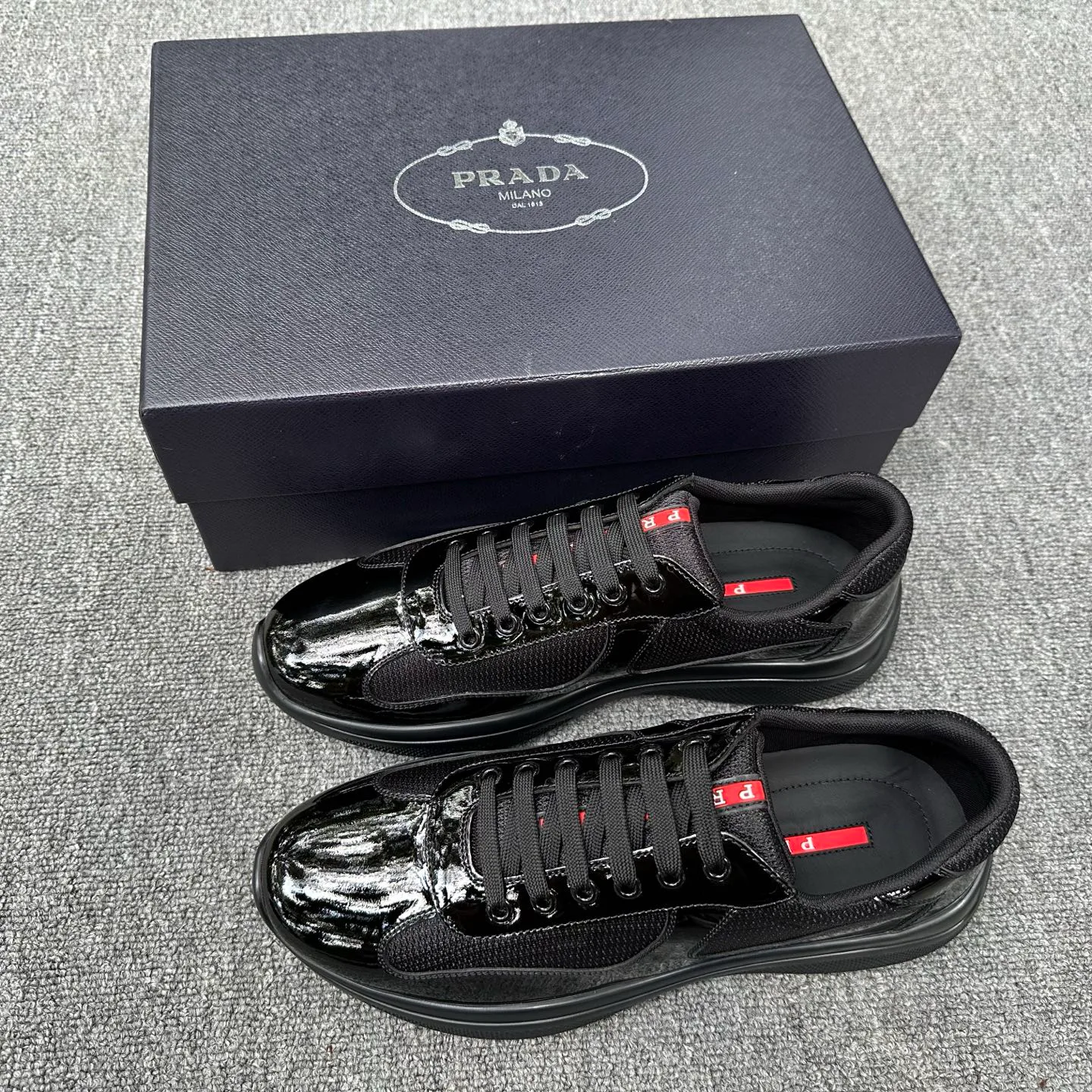 Кроссовки Мужские Prada 18076314