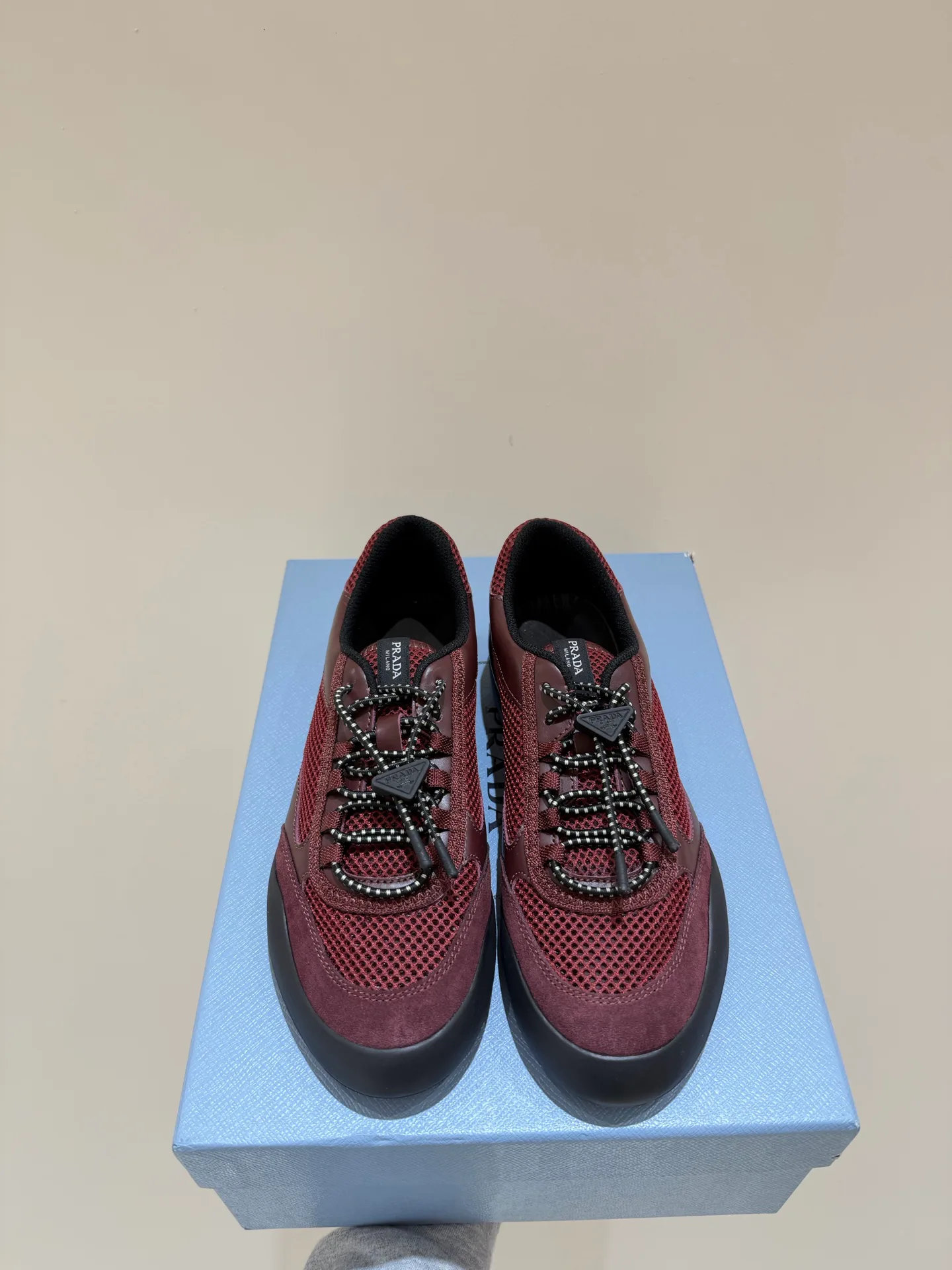Кроссовки Женские Prada 10824825