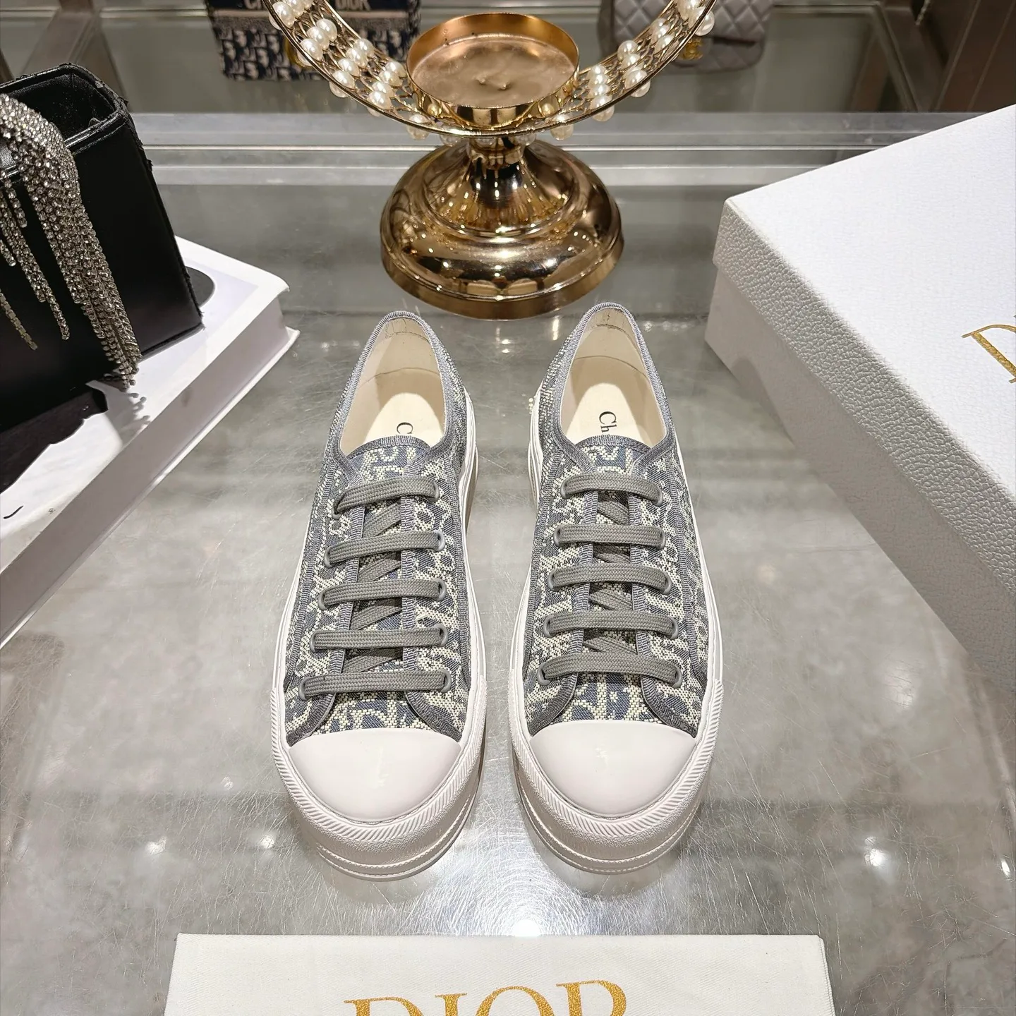 Кроссовки Женские Christian Dior 18764213