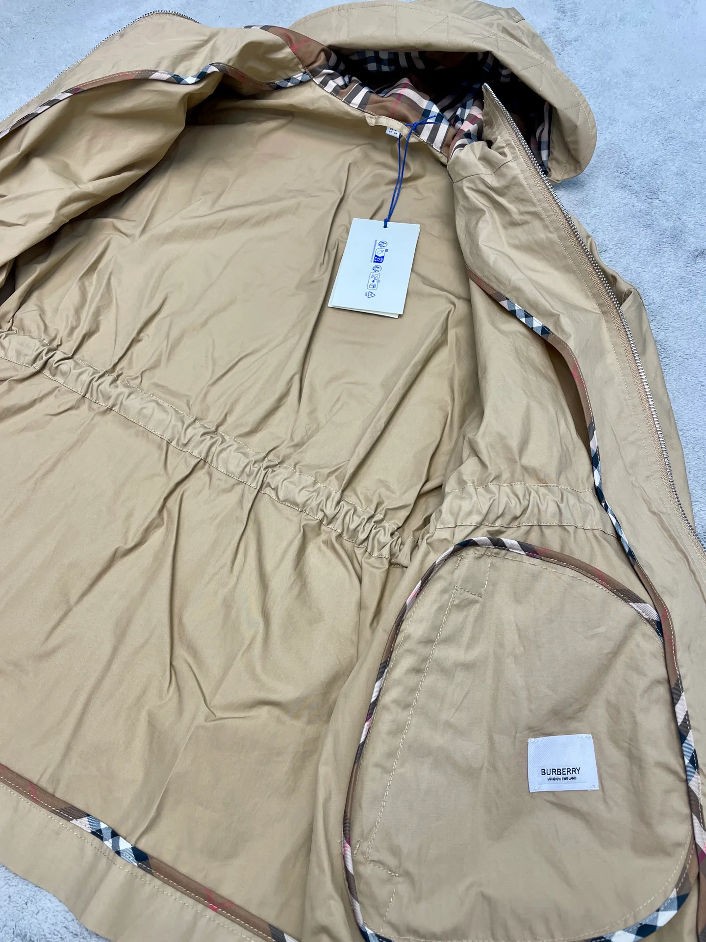 Куртки И Пуховики Женские Burberry 30631