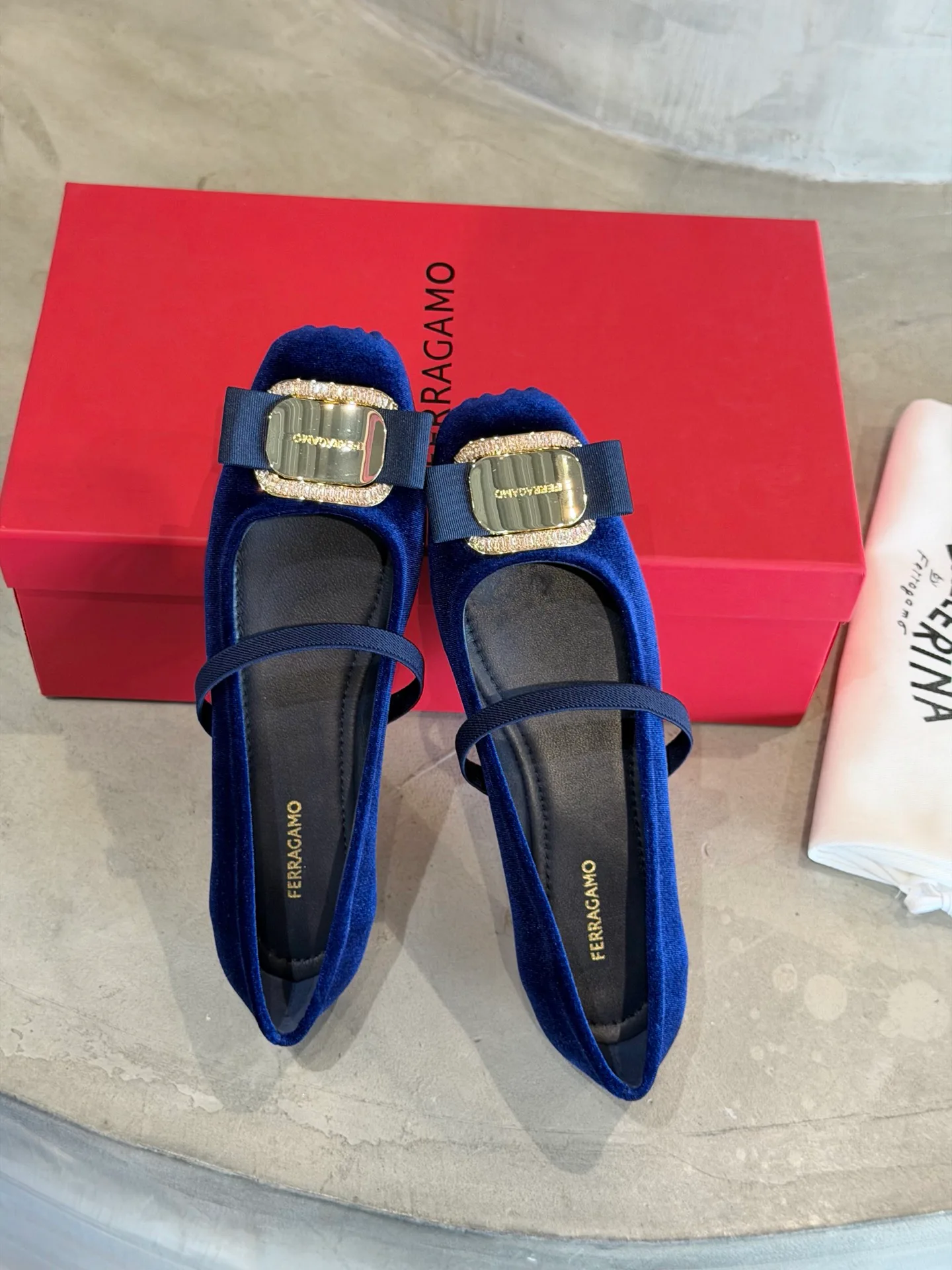 Балетки Женские Salvatore Ferragamo 4545267
