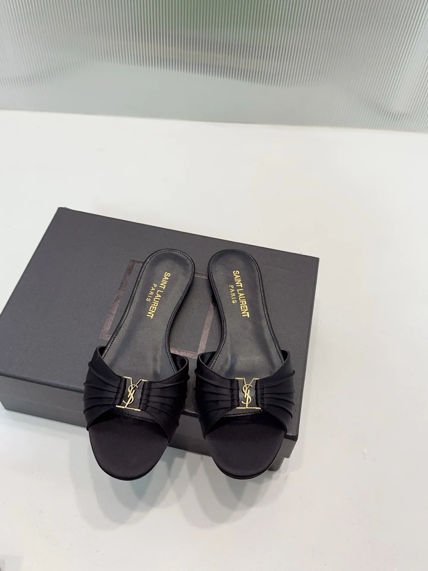 Босоножки Женские Saint Laurent 13339114