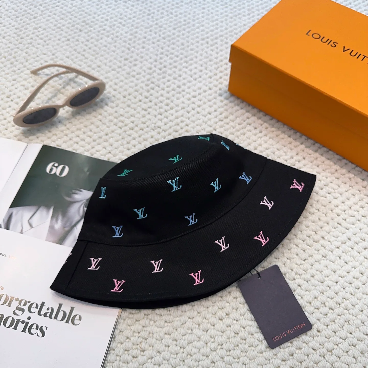Головные Уборы Louis Vuitton 12764988