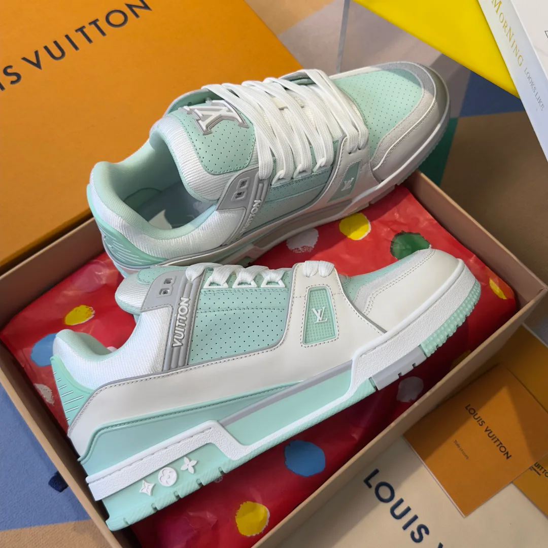 Кроссовки Женские Louis Vuitton 1546658