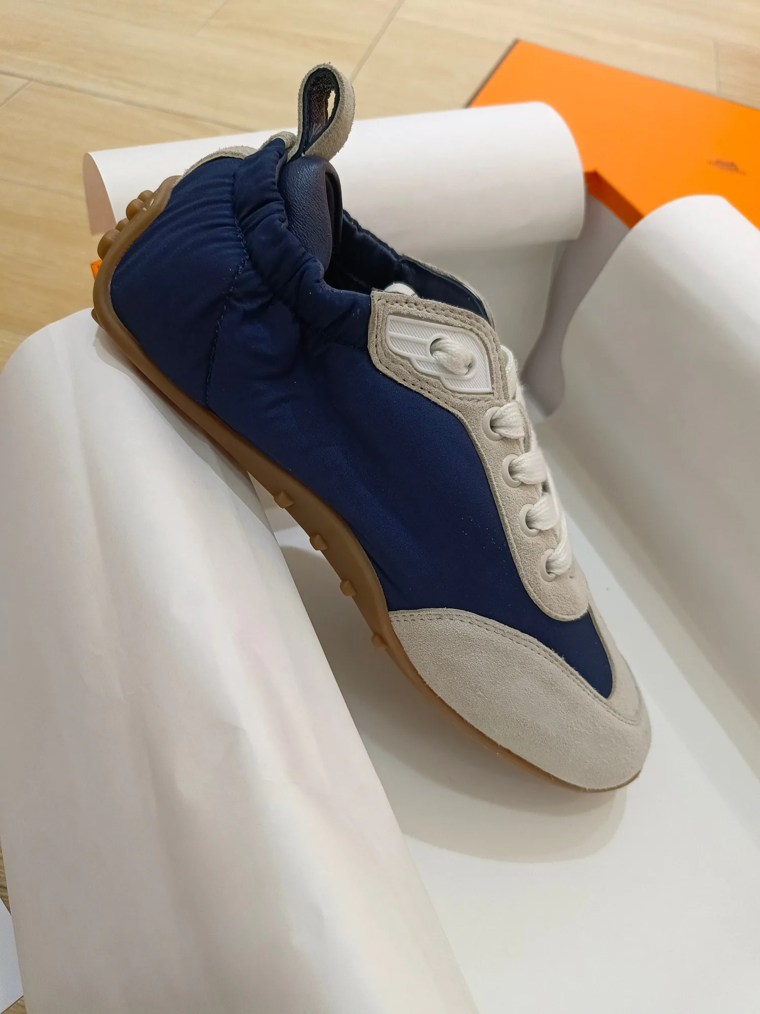 Кроссовки Женские Hermes 1285111