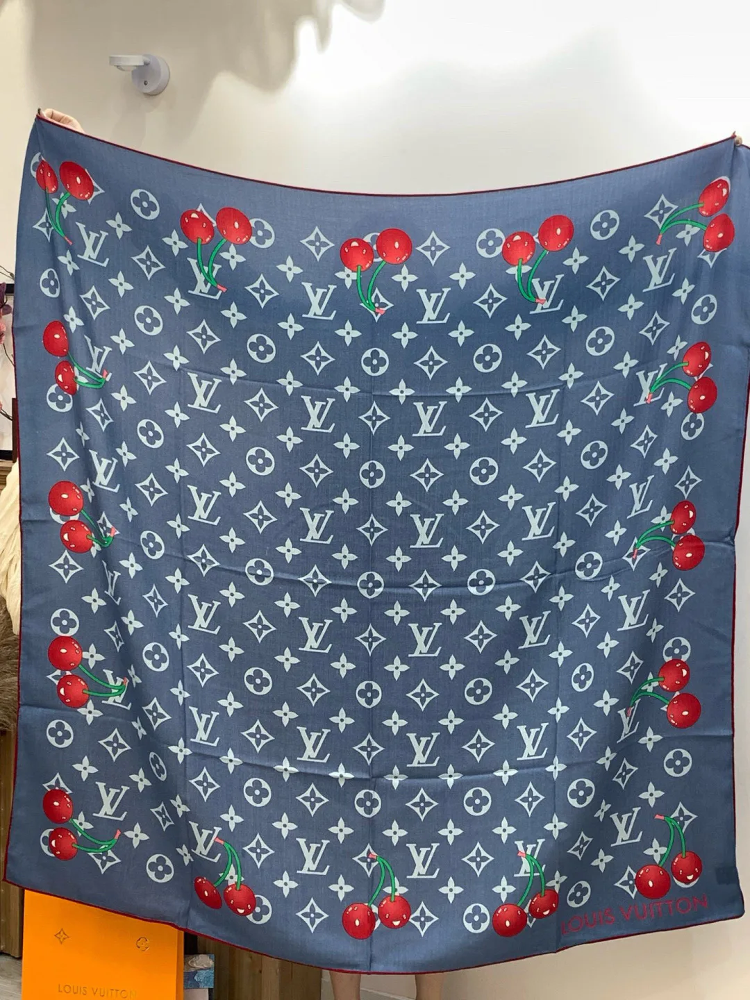 Платки Louis Vuitton 895206