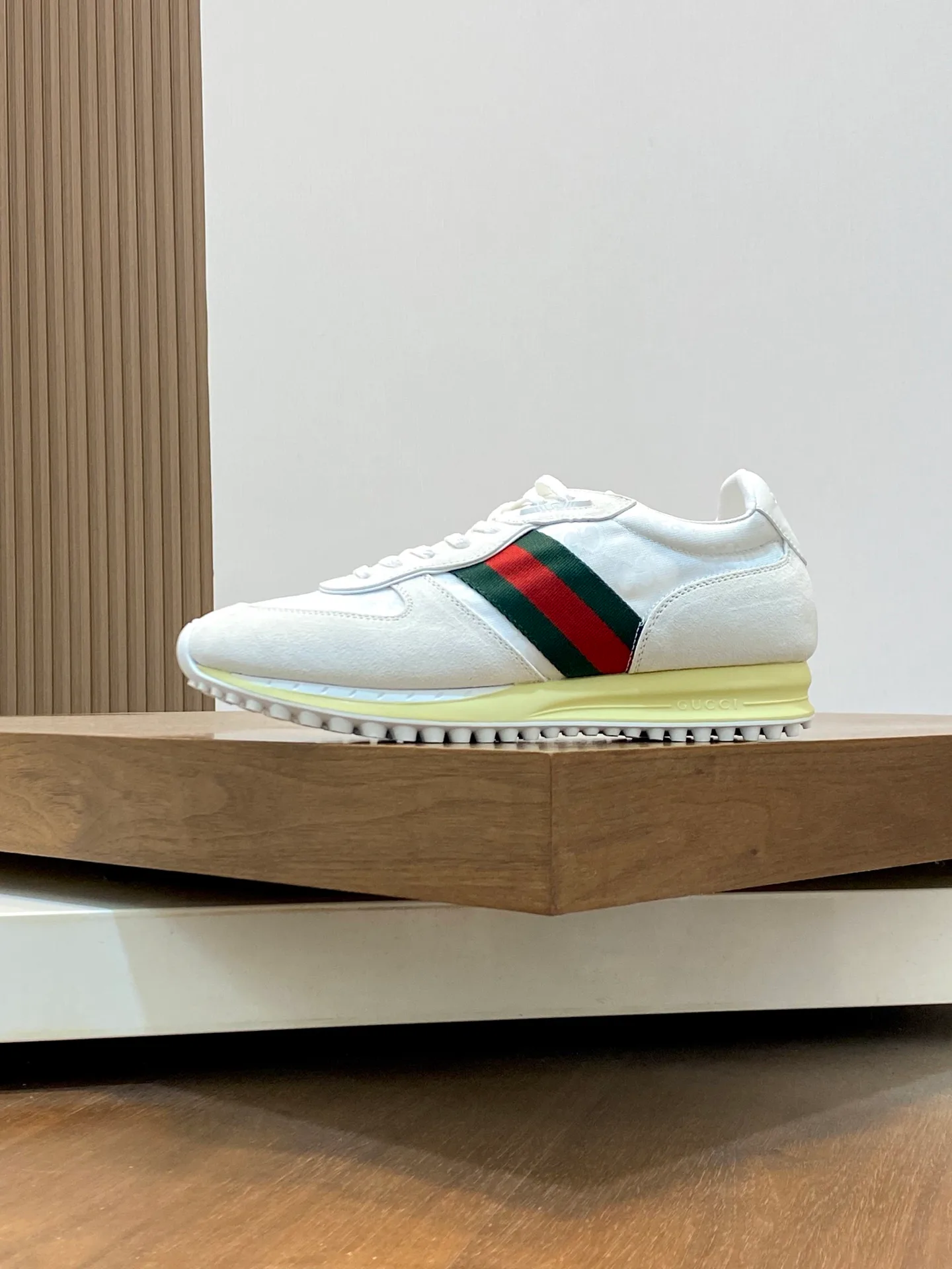 Кроссовки Мужские Gucci 13182409