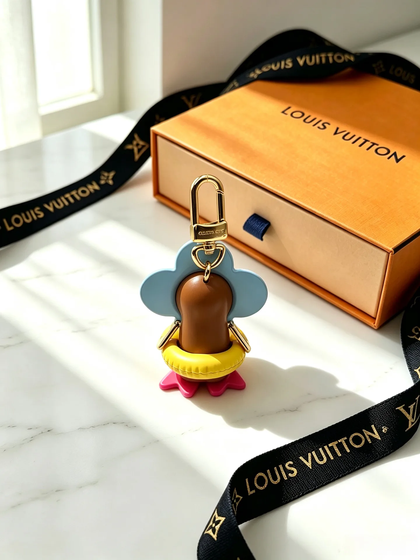 Ключницы Louis Vuitton 17833642