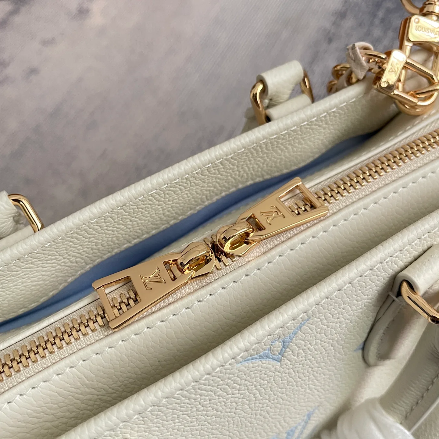 Классические Сумки Женские Louis Vuitton 2995976