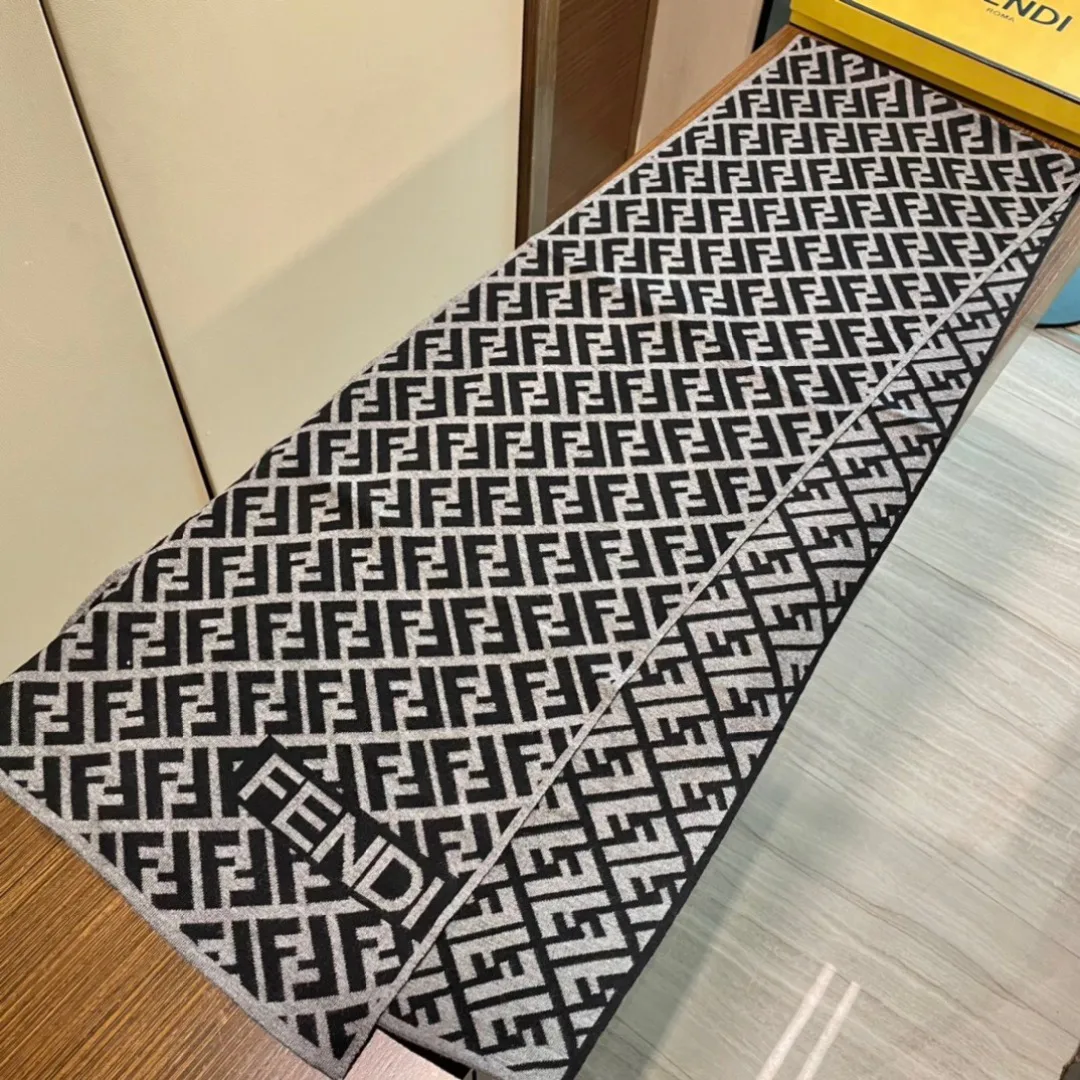 Шарфы Fendi 966169