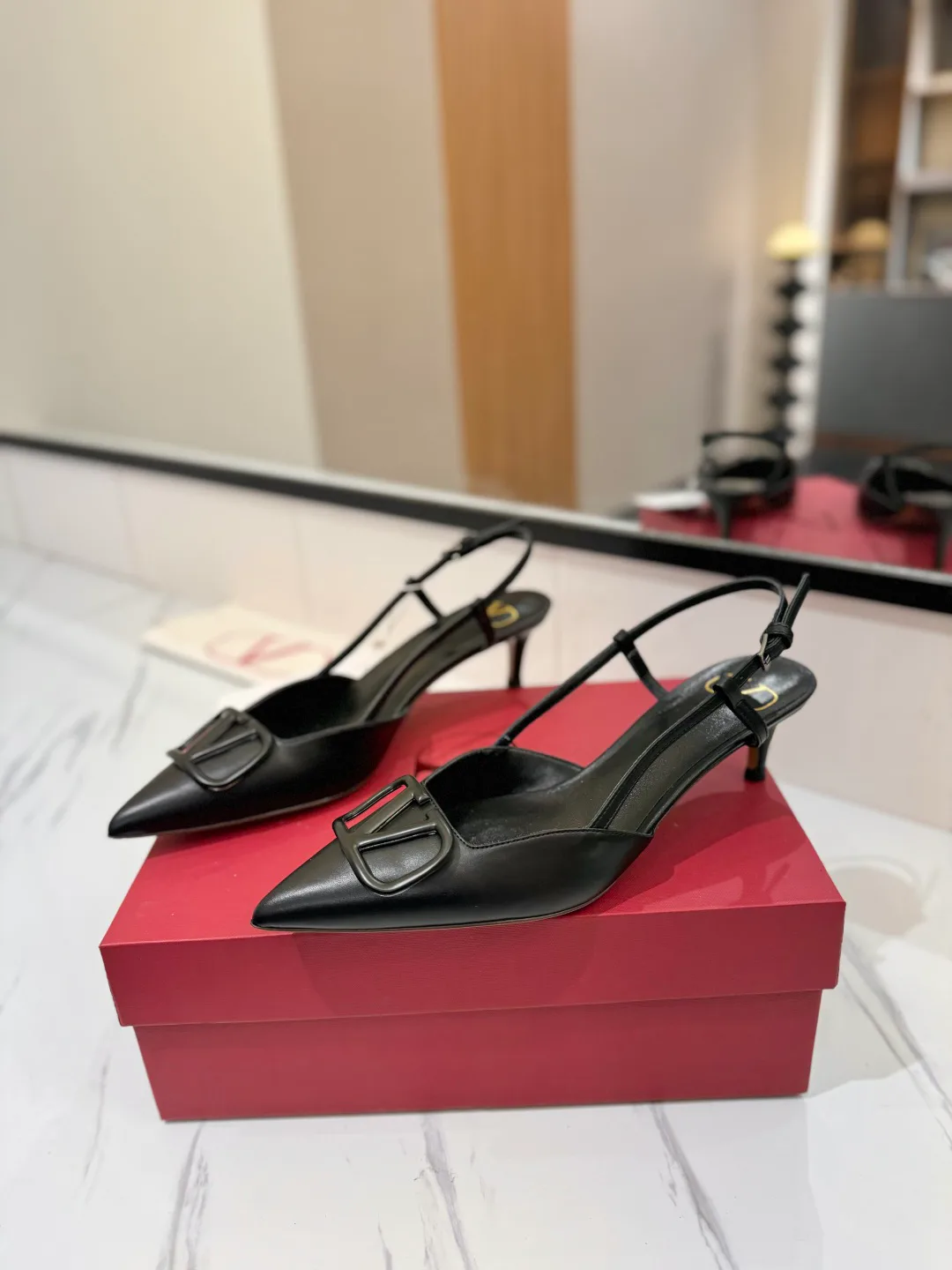 Босоножки Женские Valentino 11516242