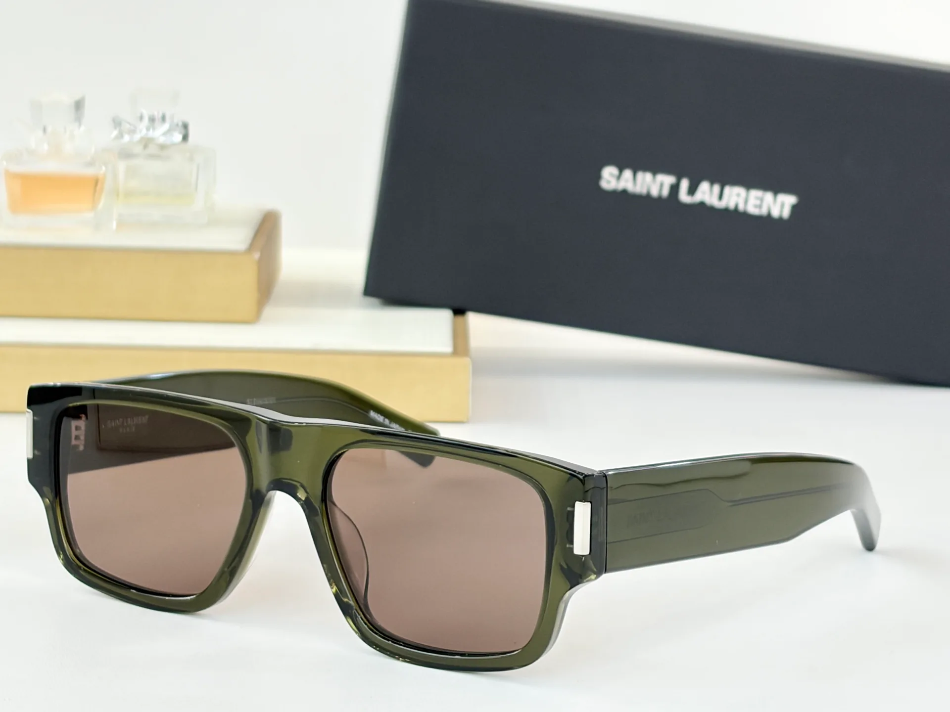 Очки Saint Laurent 13147311