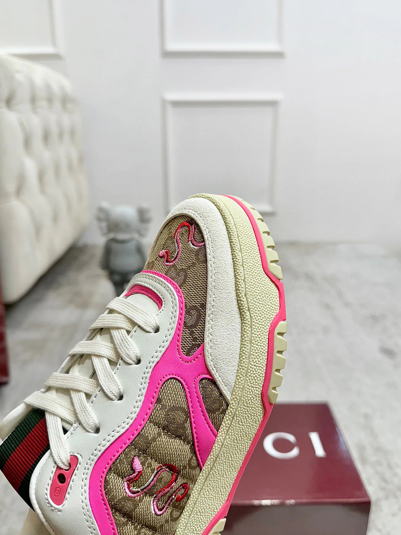 Кроссовки Женские Gucci 1021285