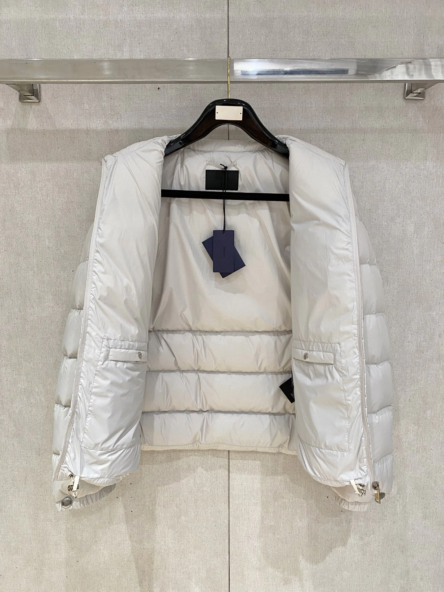 Куртки И Пуховики Мужские Prada 1807066