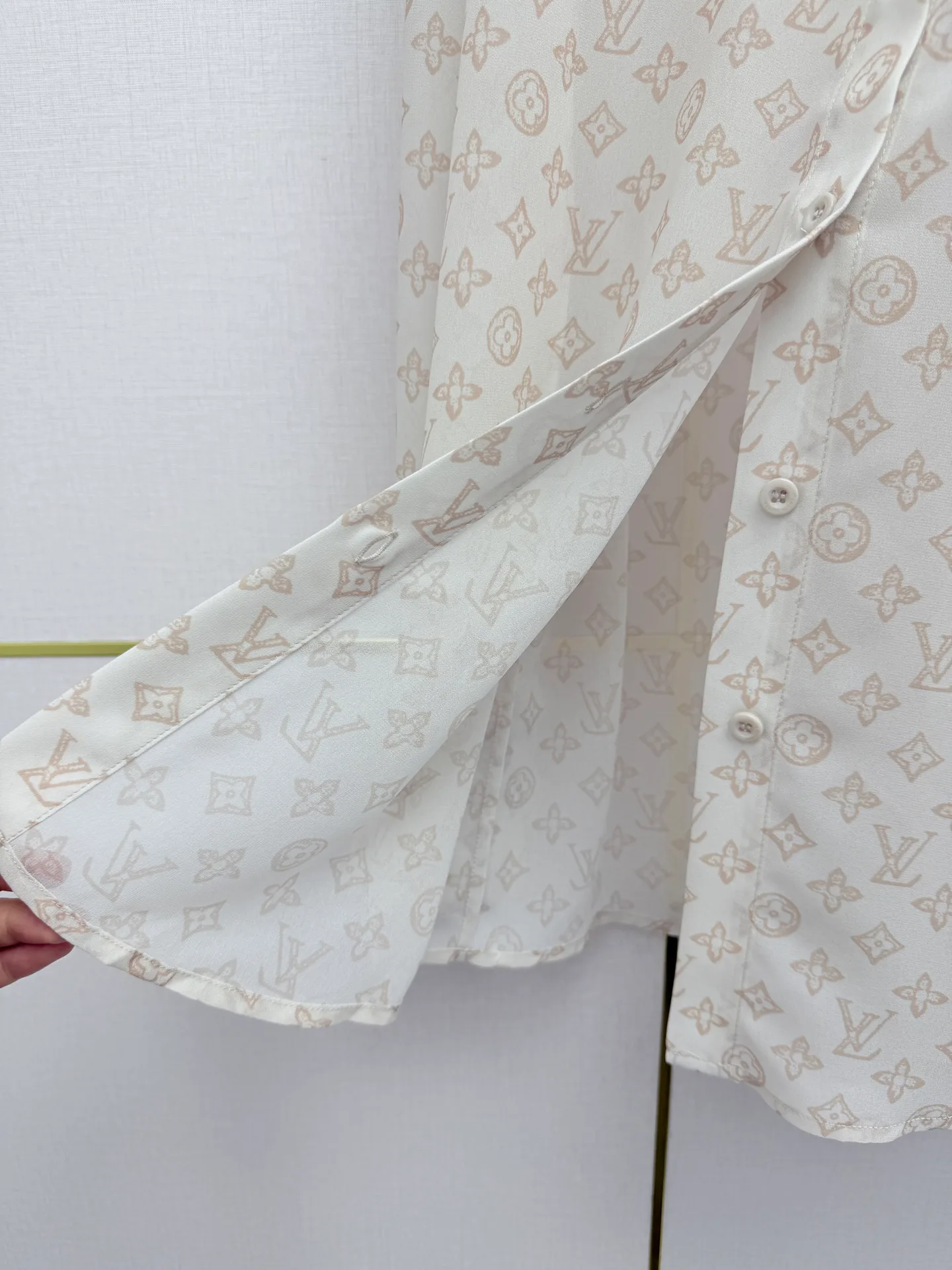 Рубашки Женские Louis Vuitton 12929641