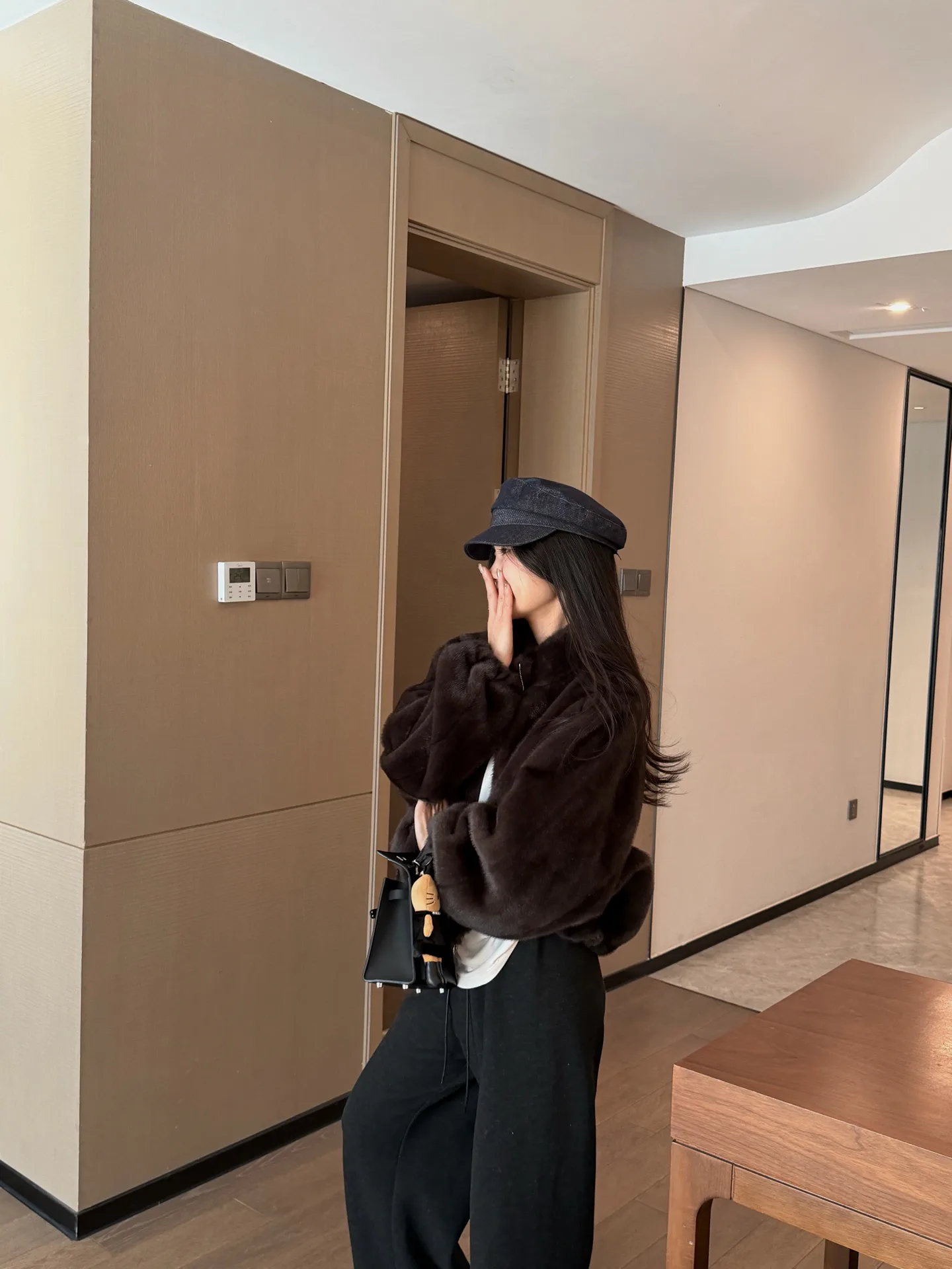 Шубы Женские Saint Laurent 1120165