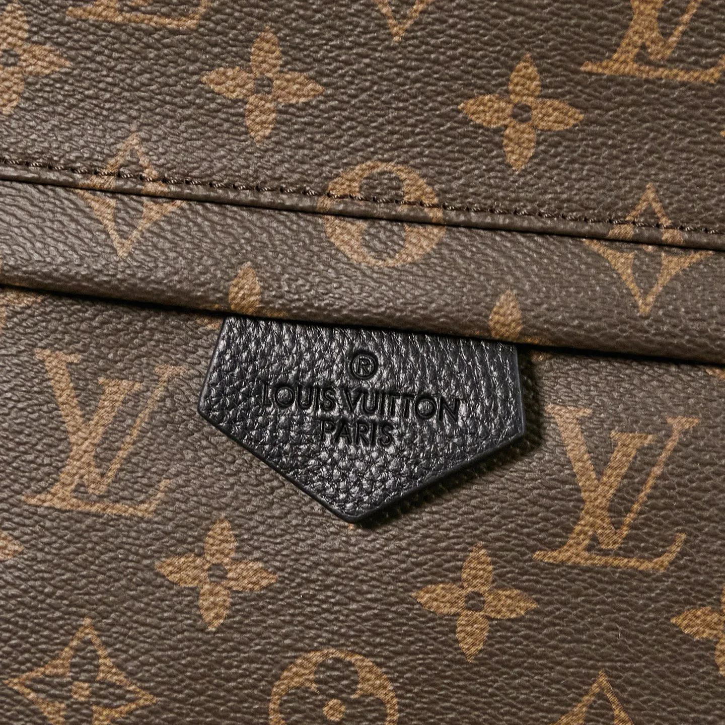 Рюкзаки Женские Louis Vuitton 18148139