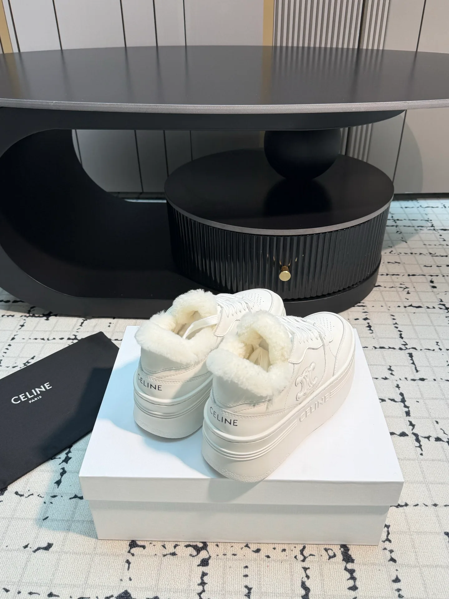 Кроссовки Женские Celine 18547326