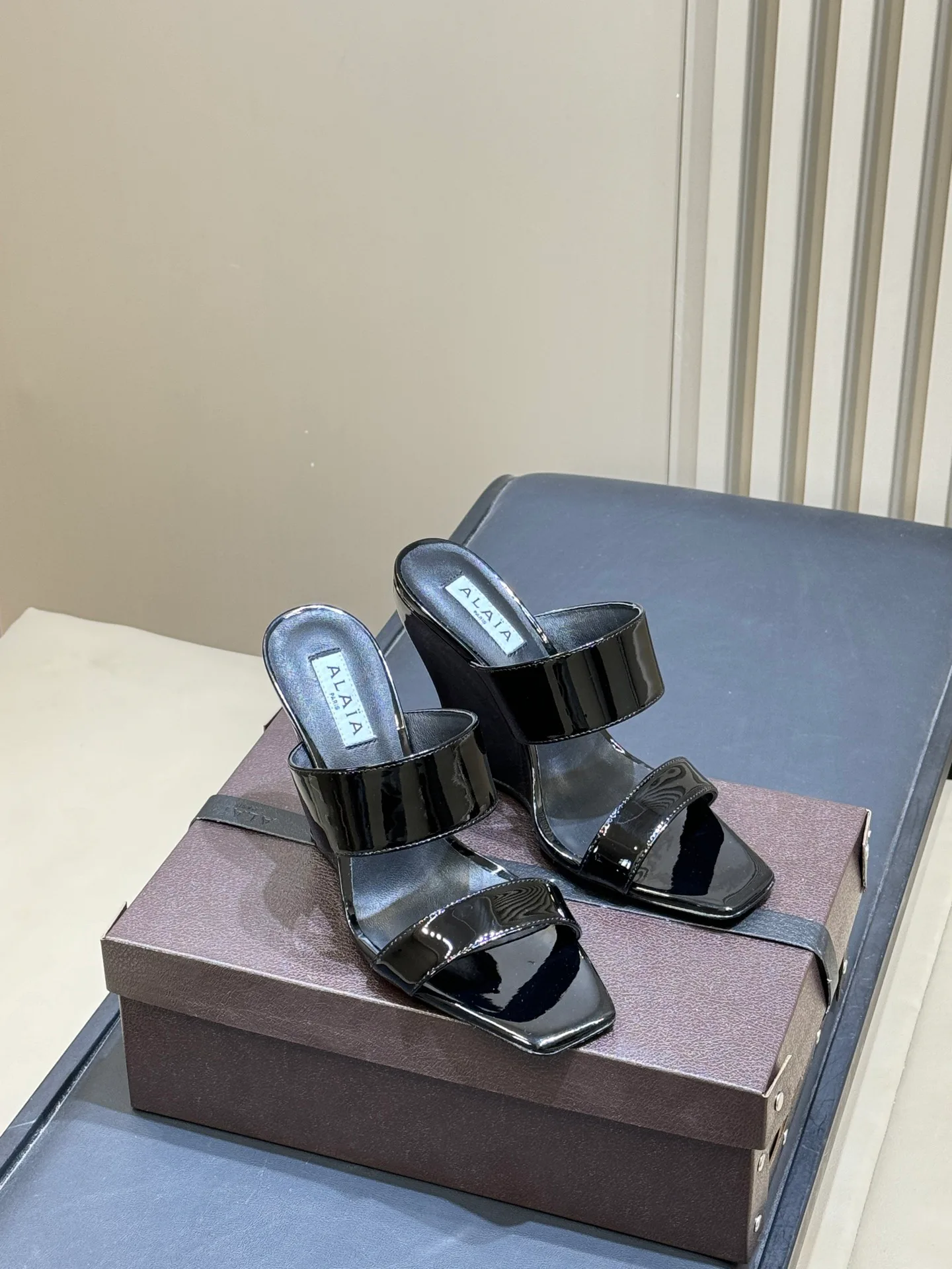 Босоножки Женские Alaia 3150342