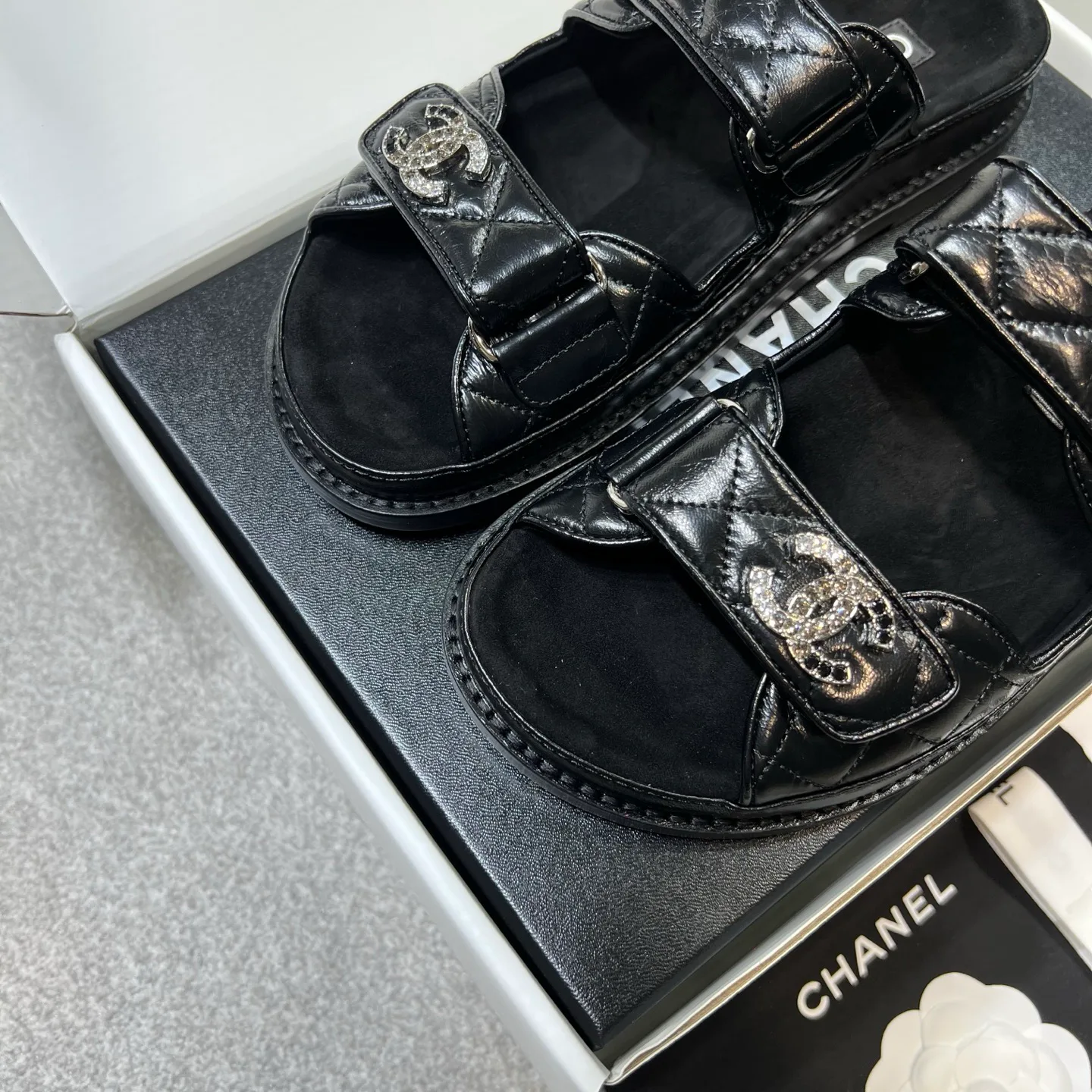 Шлепанцы Женские Chanel 11233866