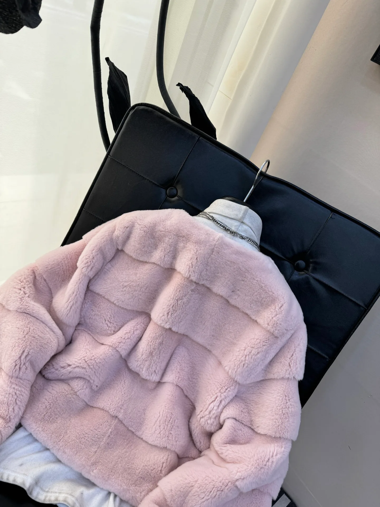 Шубы Женские Christian Dior 1065956