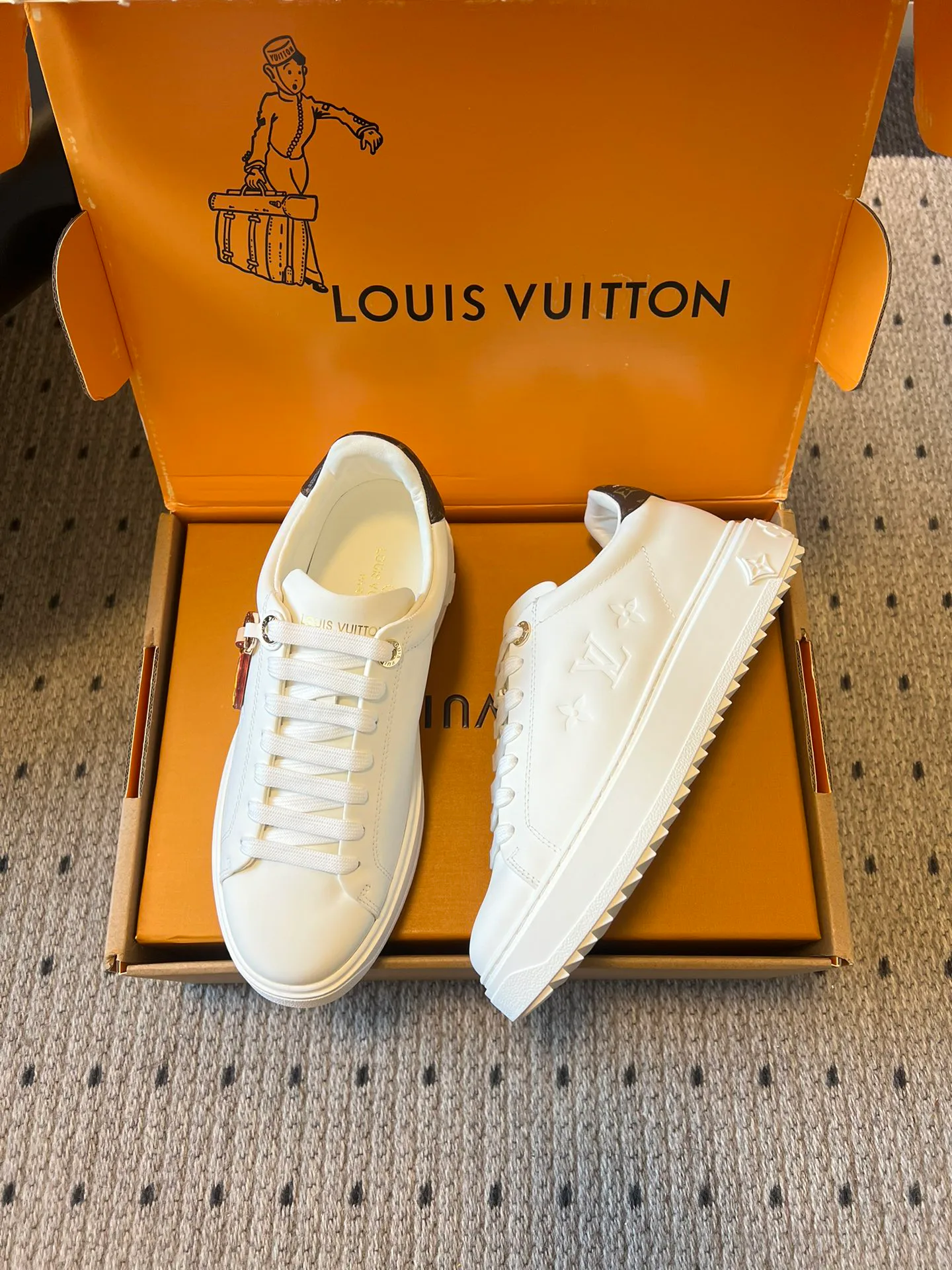 Кеды Женские Louis Vuitton 11645088