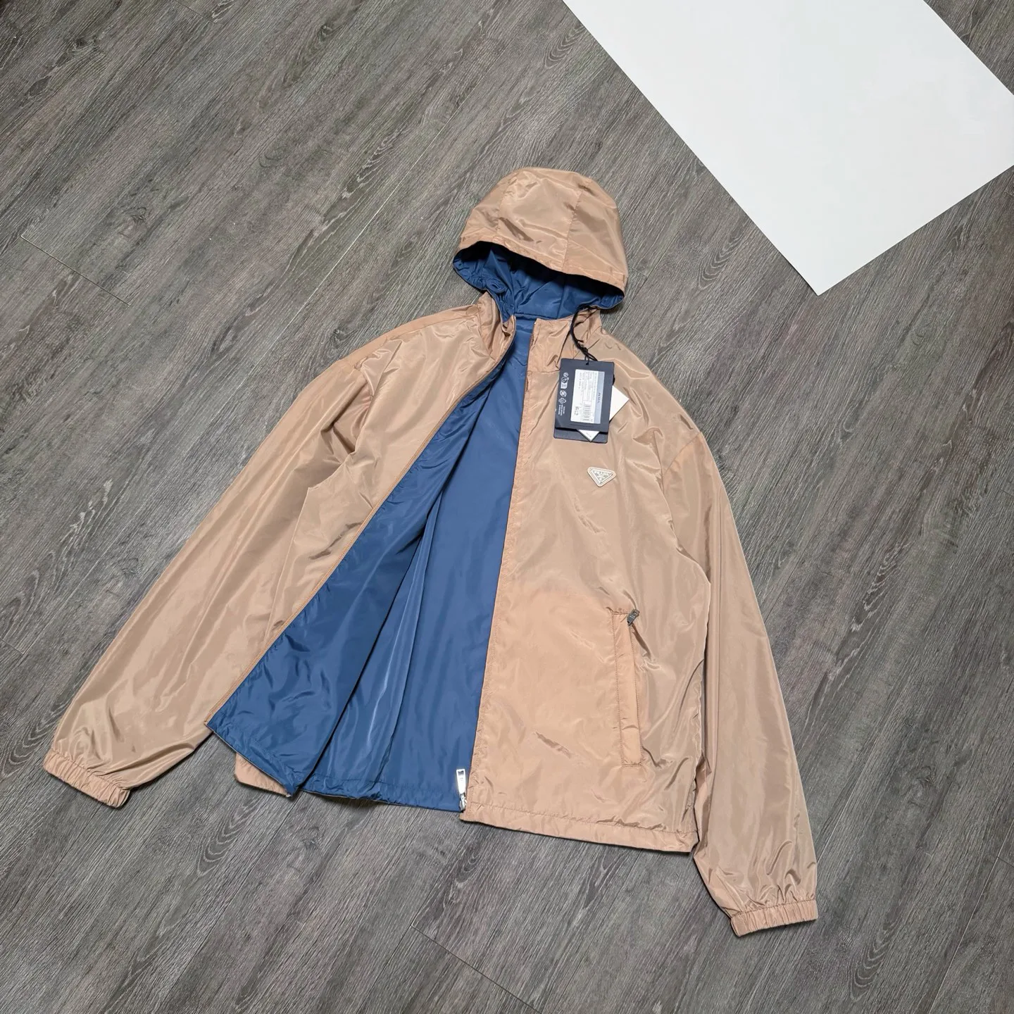 Куртки И Пуховики Женские Prada 18052162