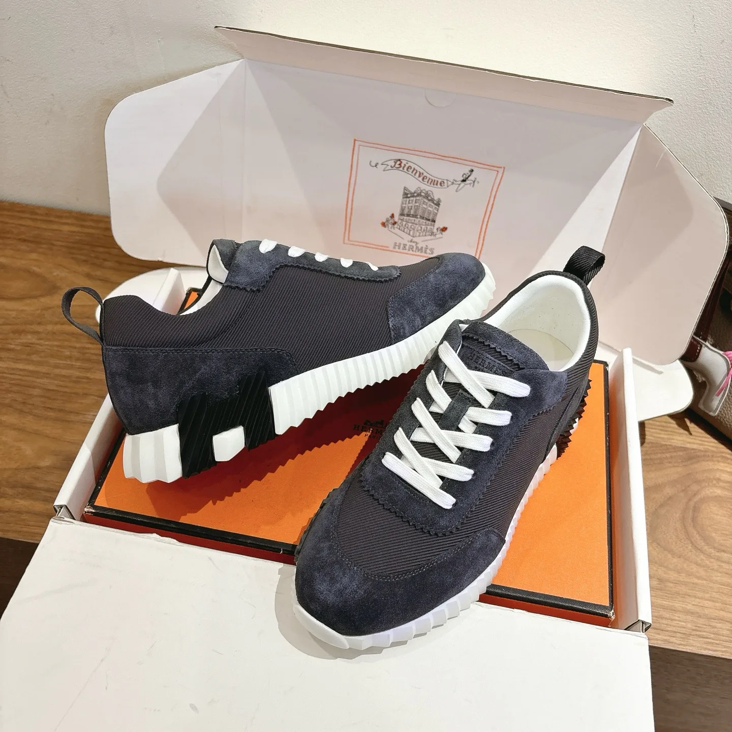 Кроссовки Женские Hermes 4214552